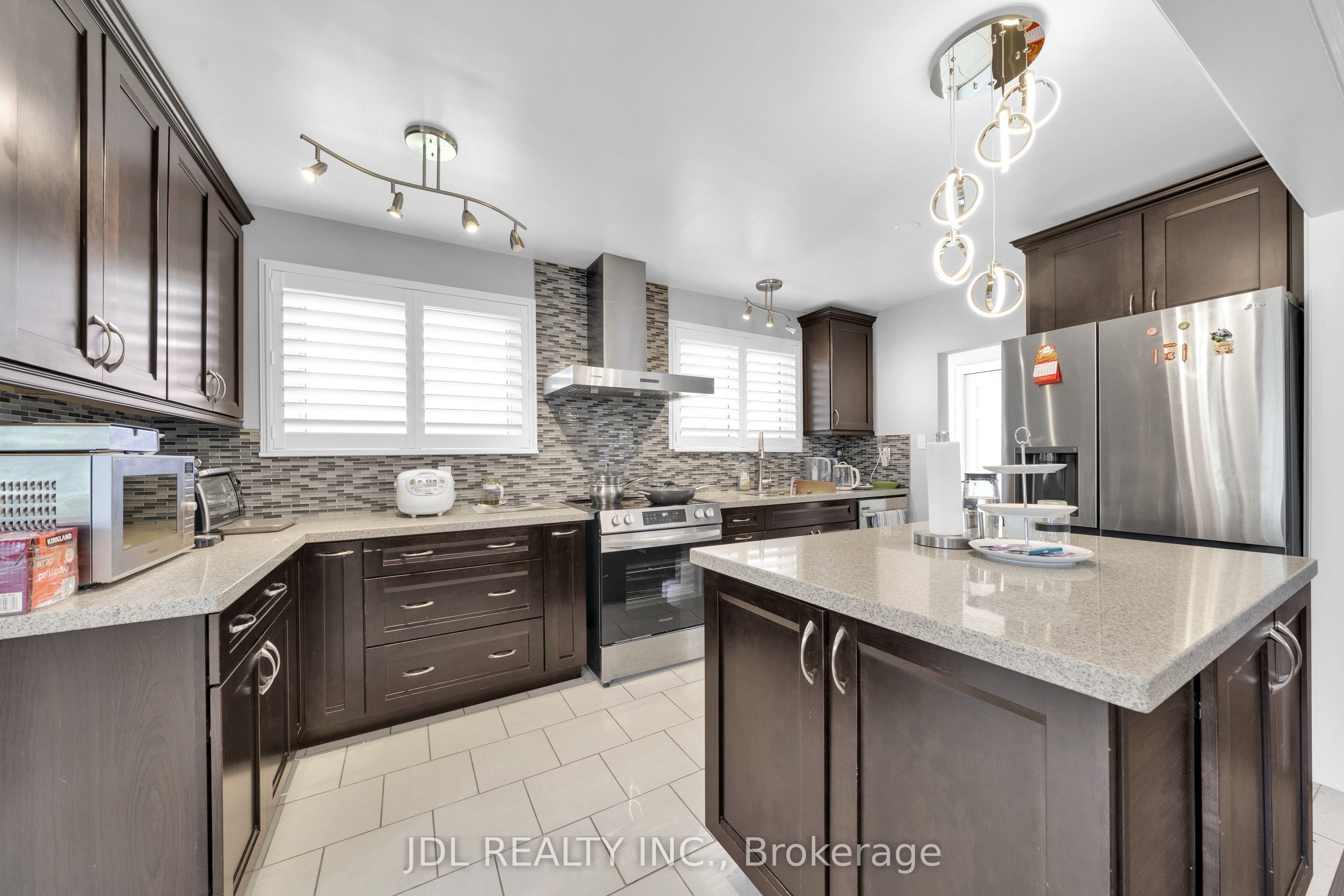 53 Southdale Drive Property Photo 10