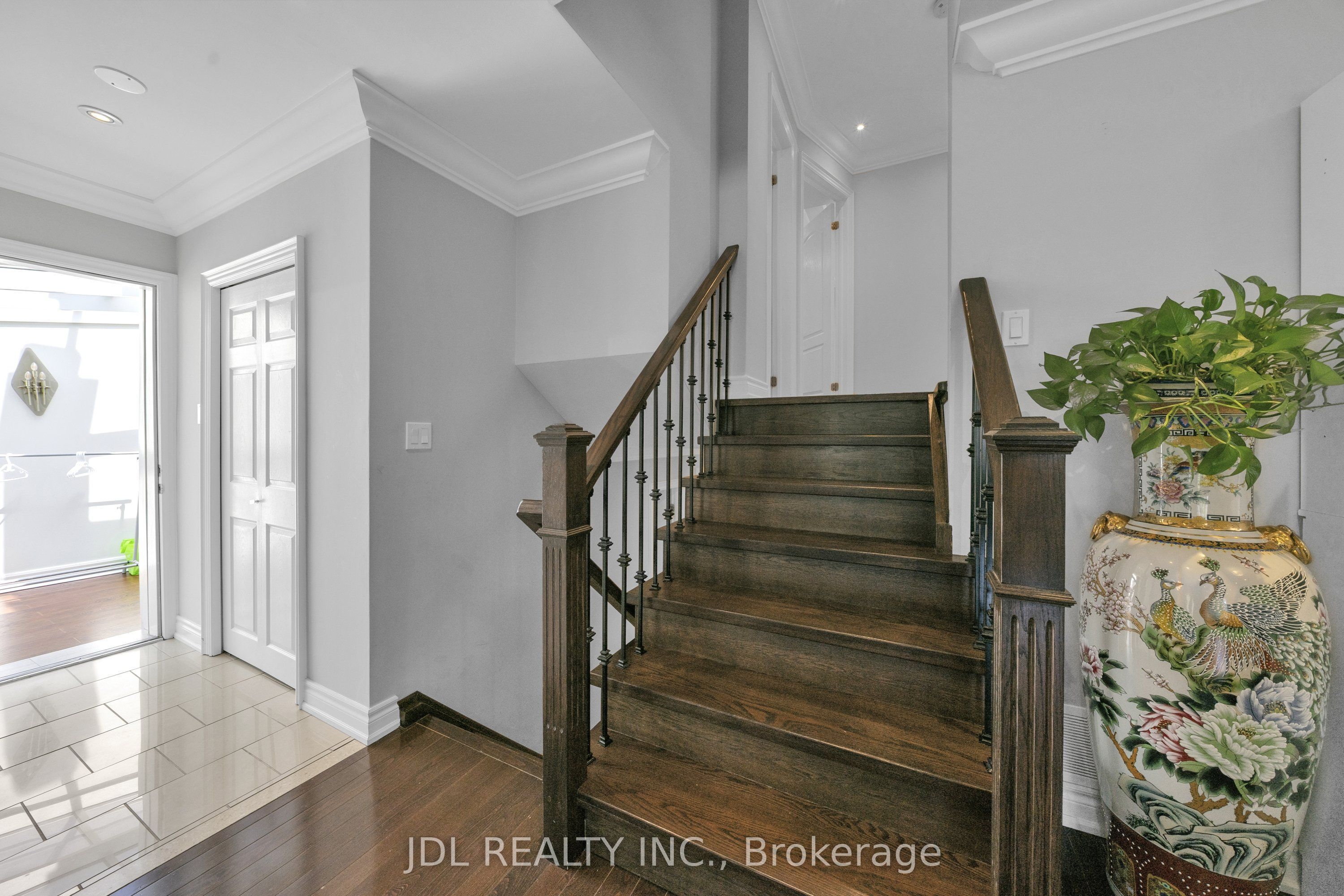 53 Southdale Drive Property Photo 15