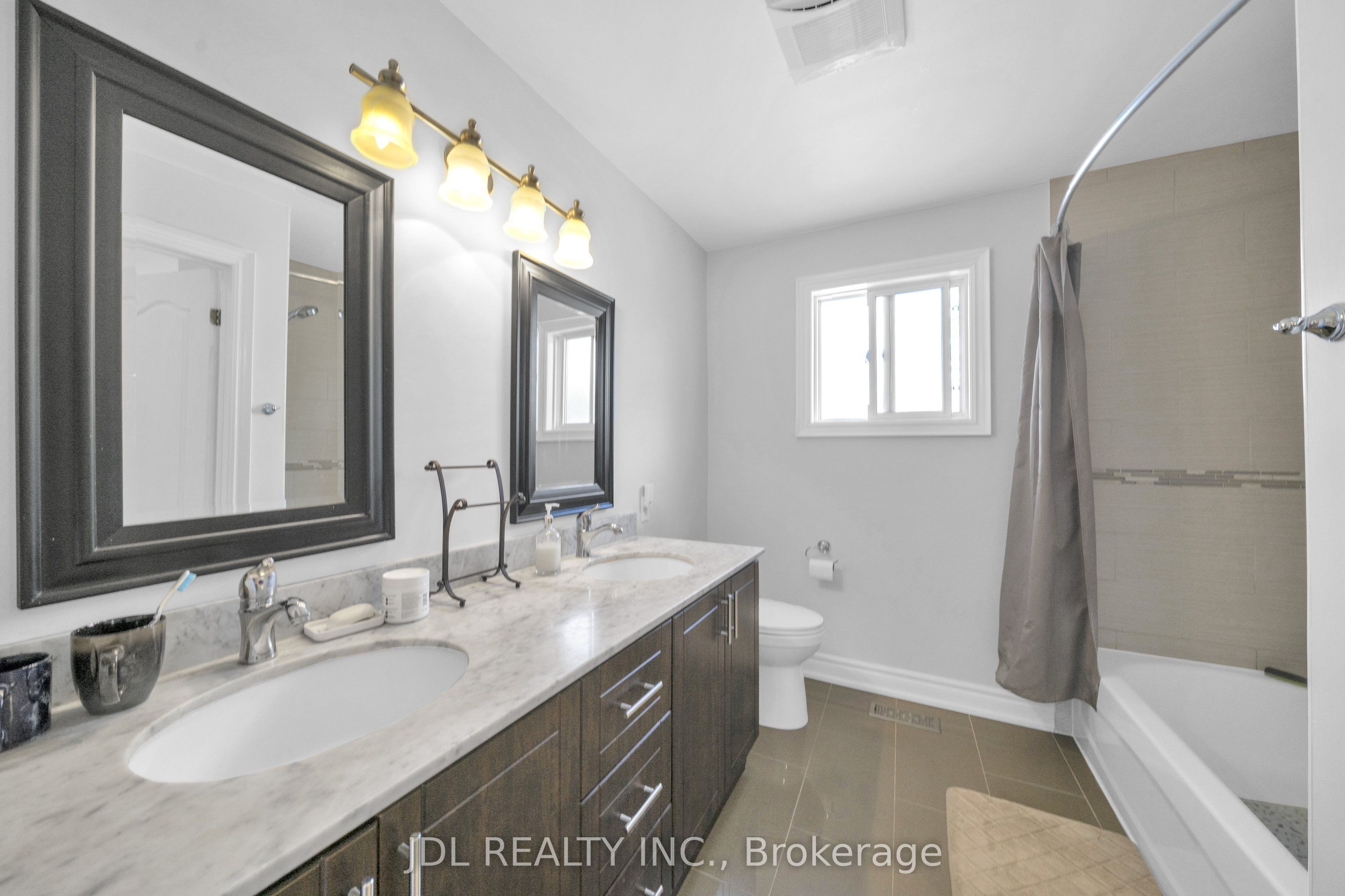 53 Southdale Drive Property Photo 16