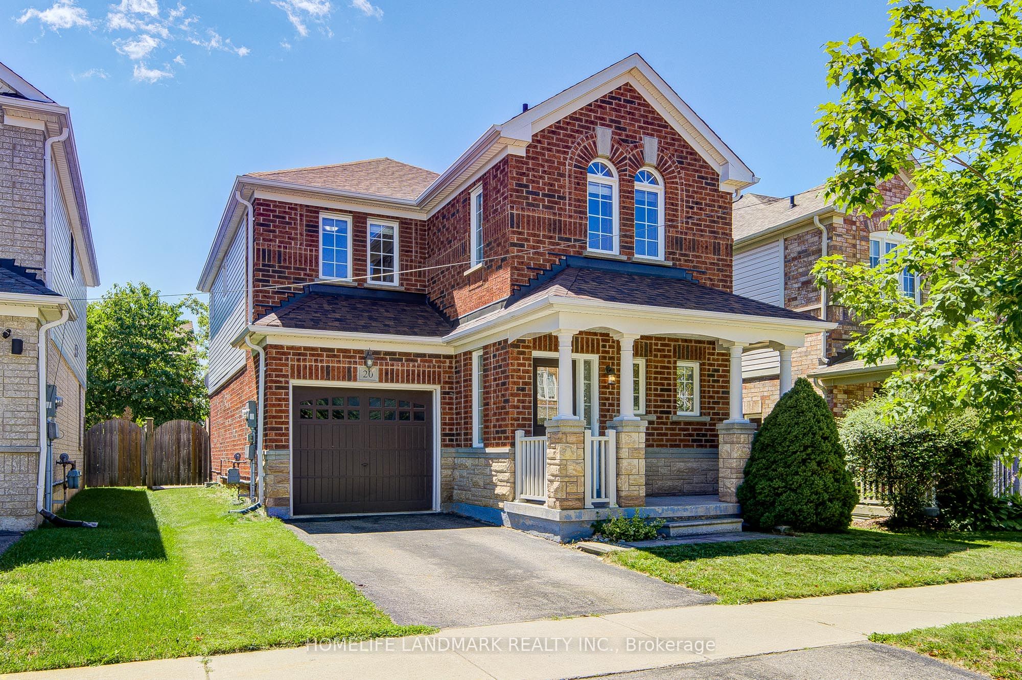 20 Richard Coulson Crescent Property Photo 1