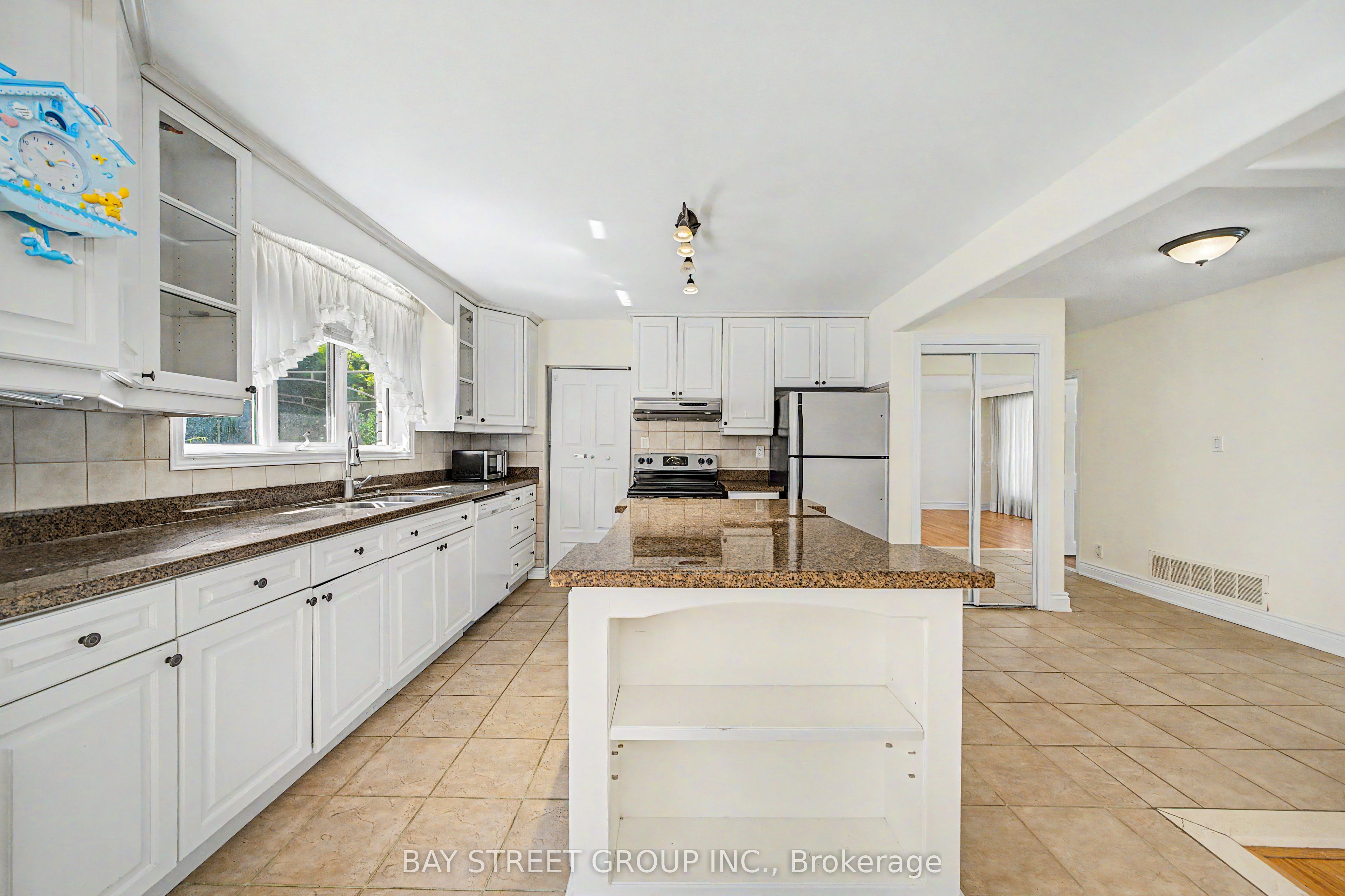 32 Alanadale Avenue Property Photo 6