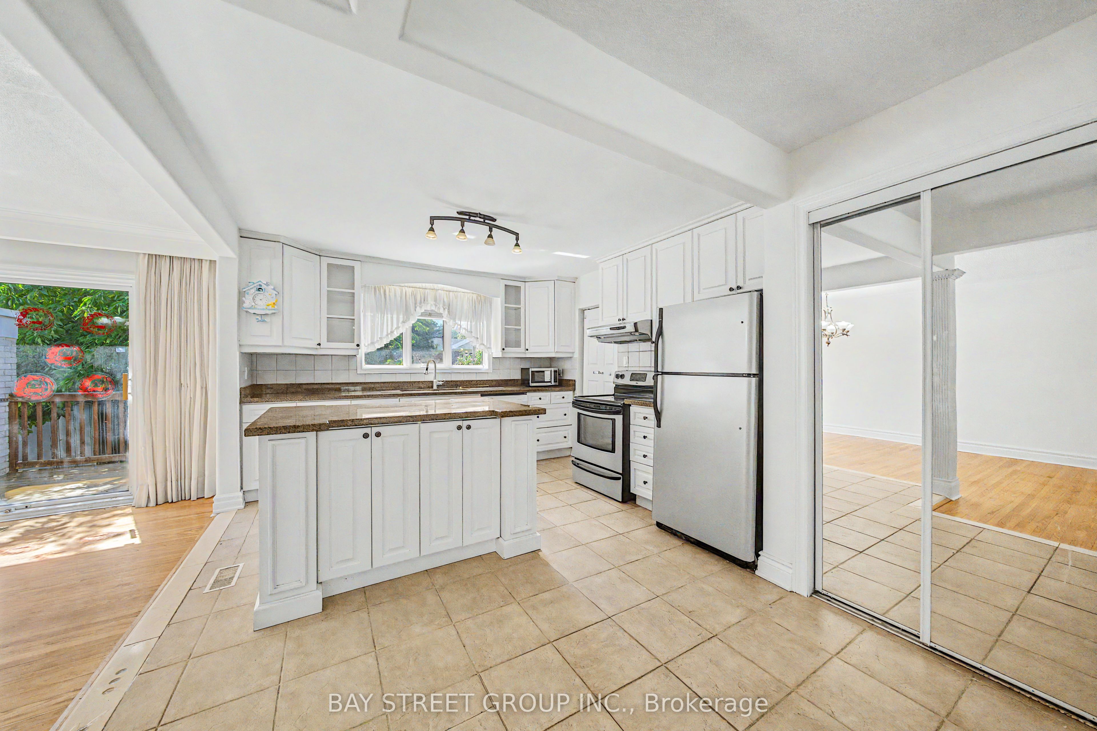 32 Alanadale Avenue Property Photo 7