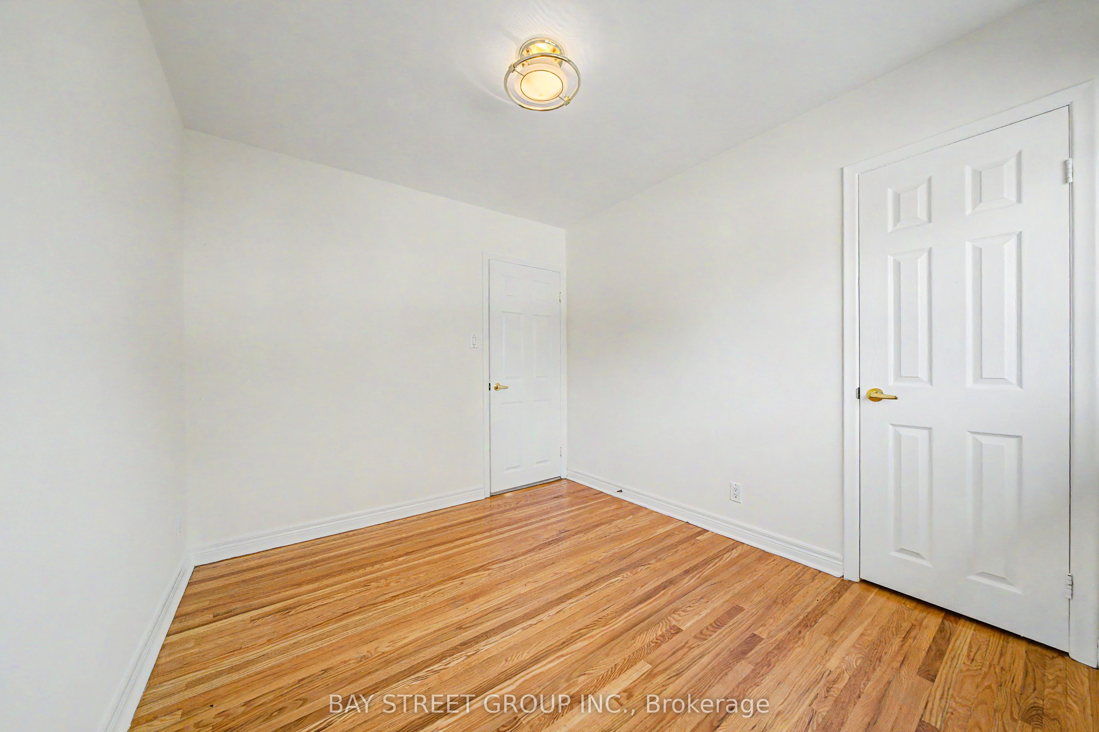 32 Alanadale Avenue Property Photo 19