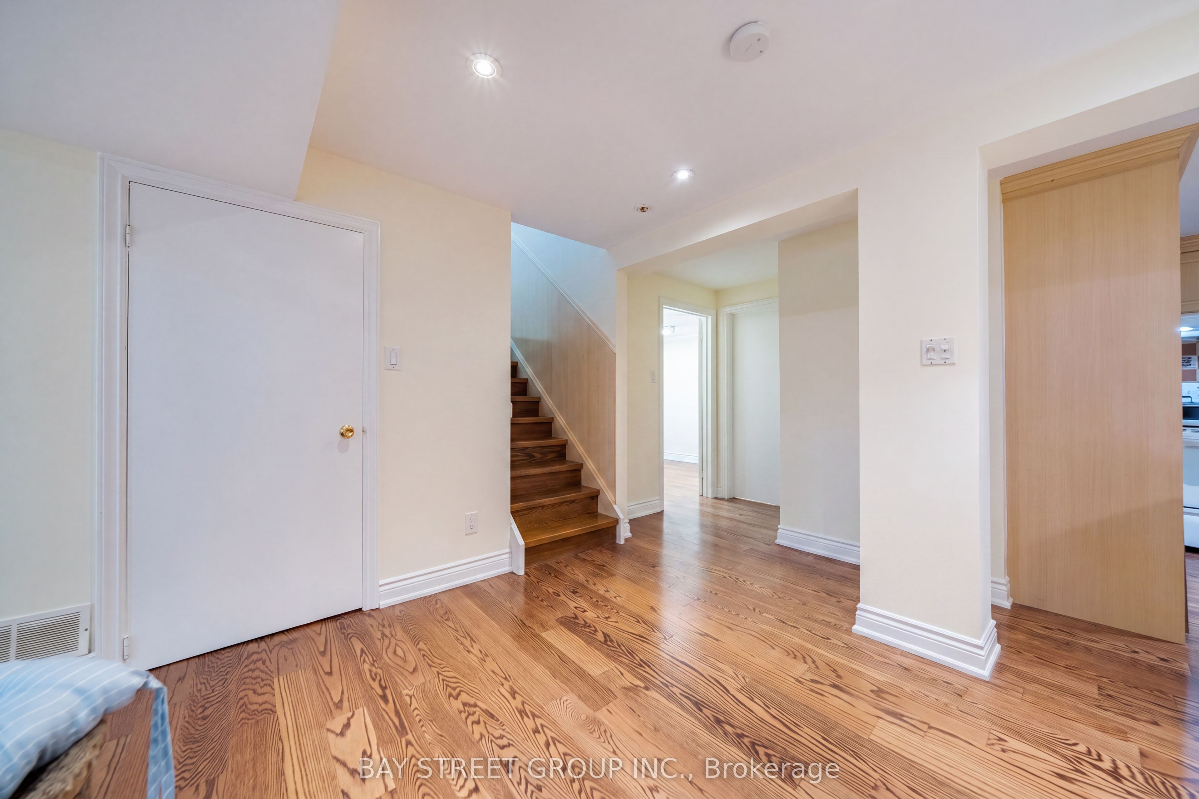 32 Alanadale Avenue Property Photo 24