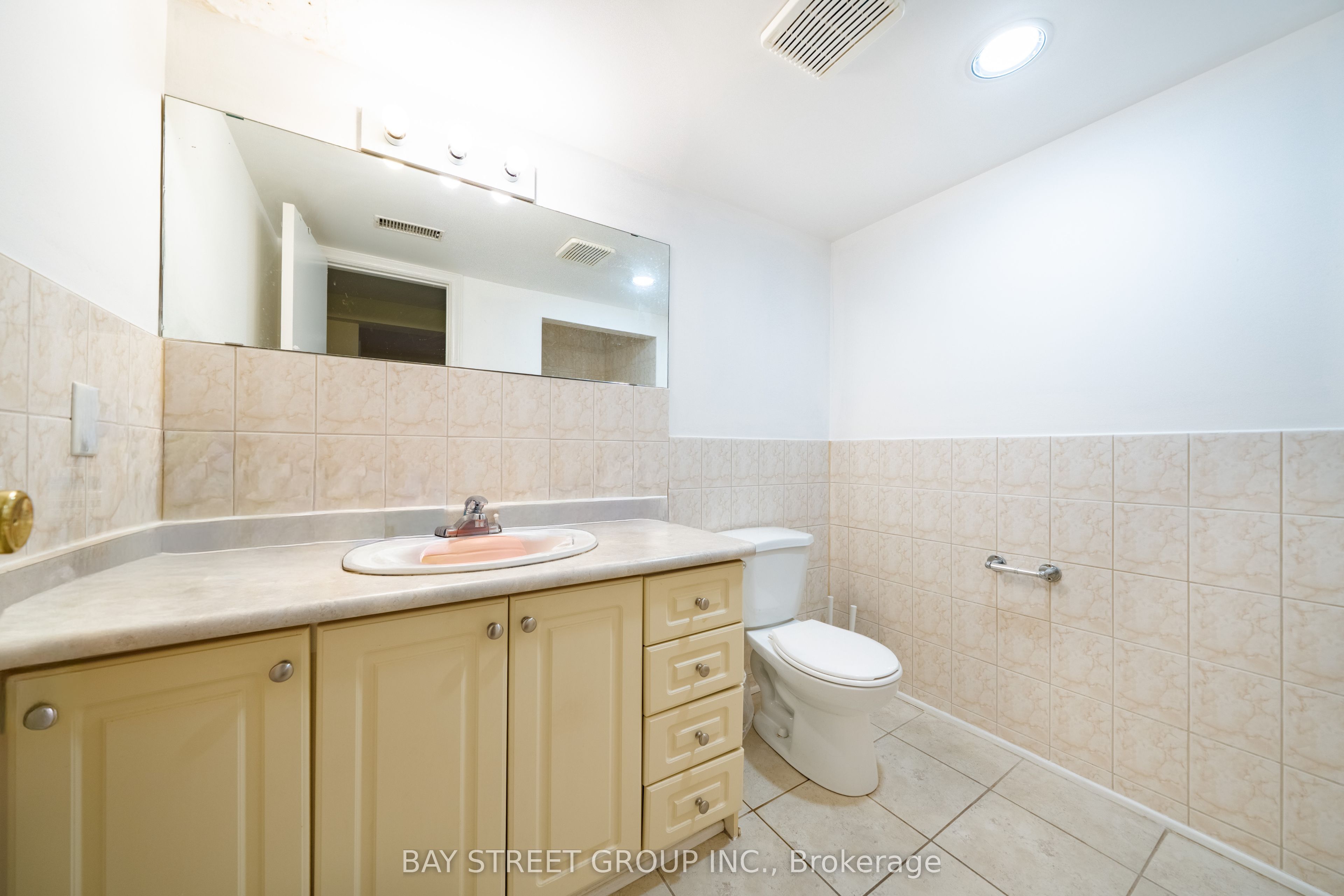 32 Alanadale Avenue Property Photo 33