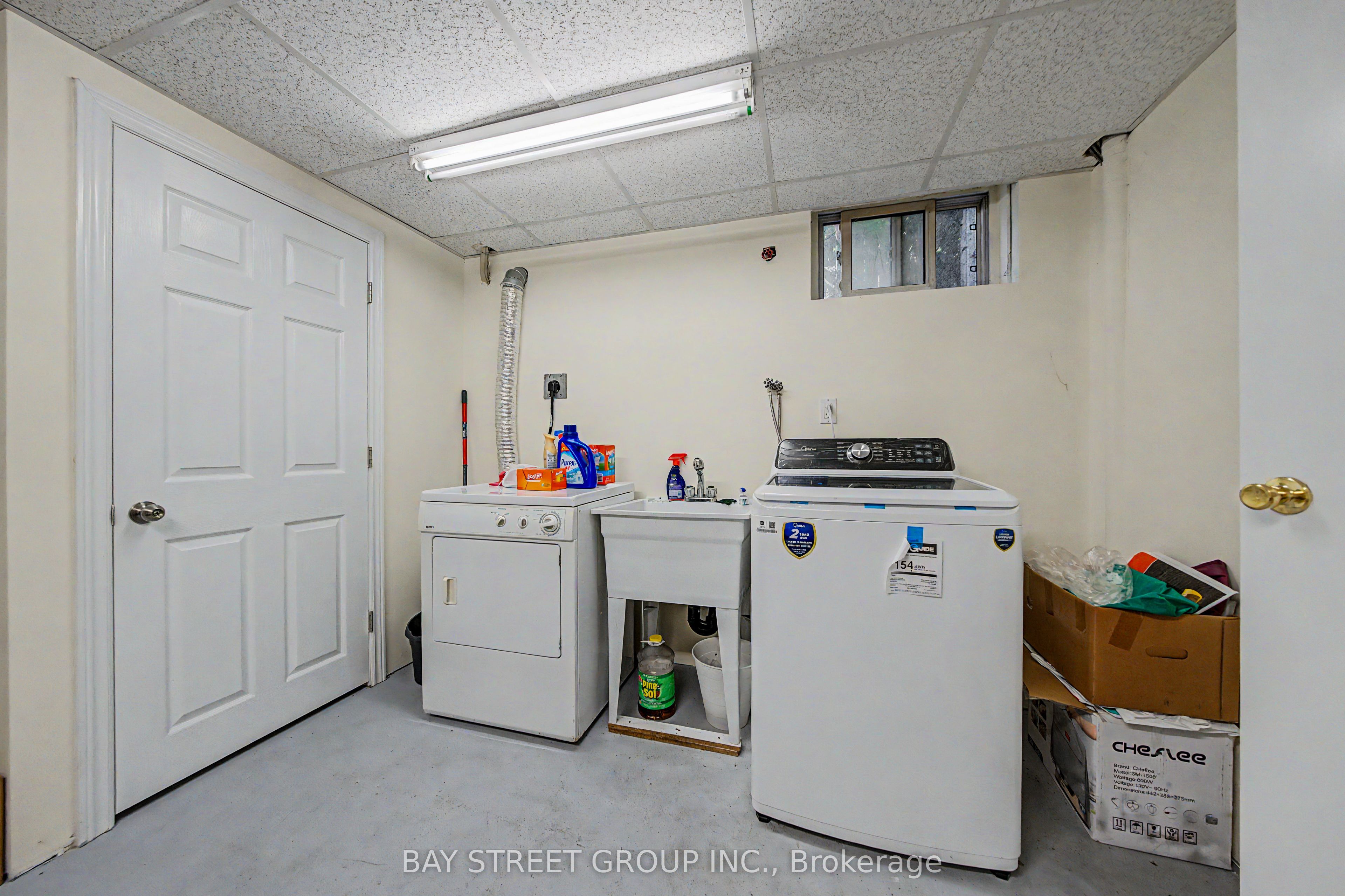 32 Alanadale Avenue Property Photo 35