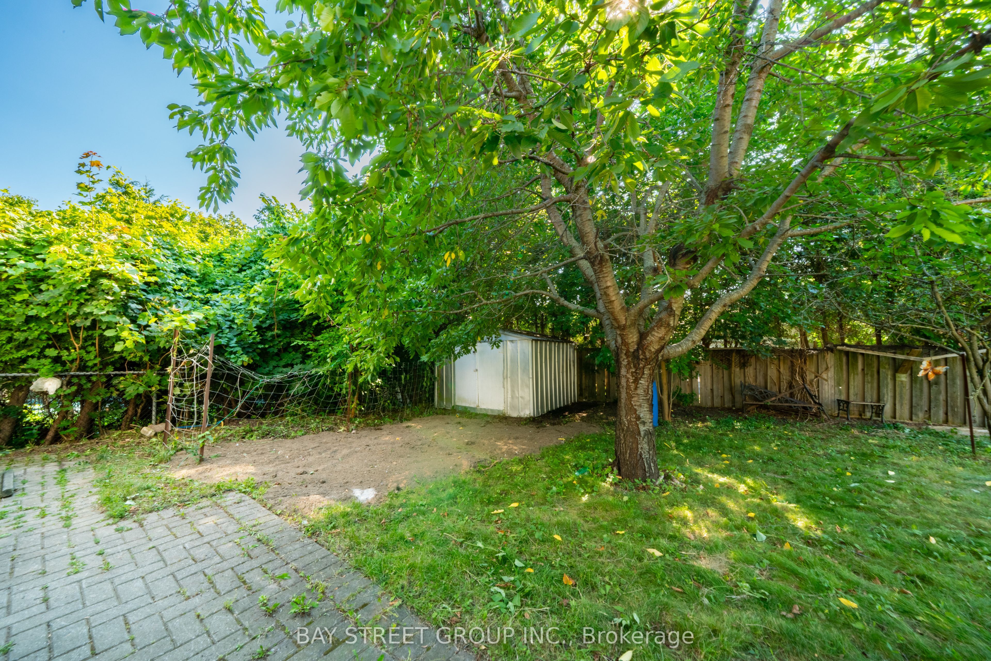 32 Alanadale Avenue Property Photo 41