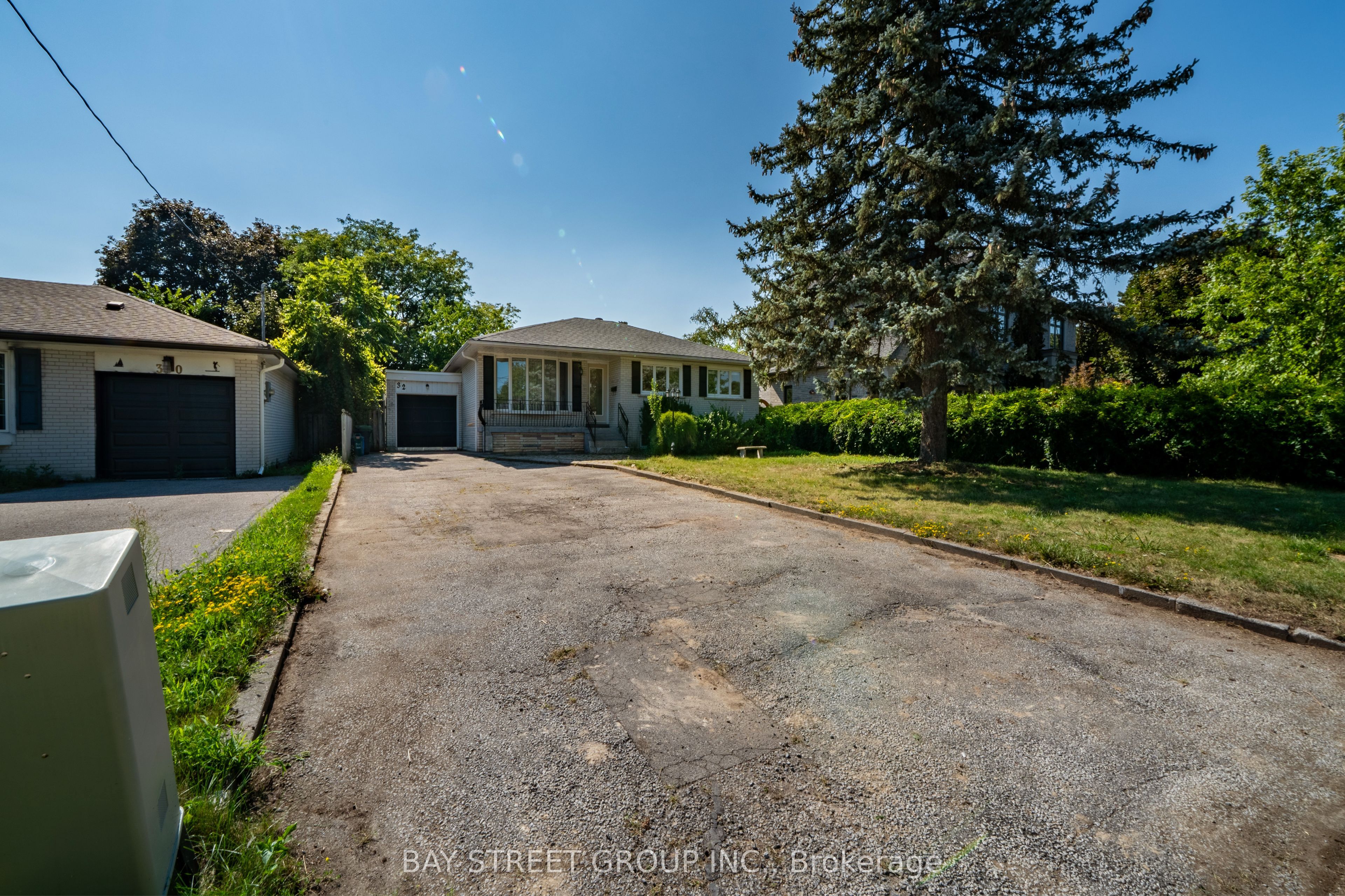 32 Alanadale Avenue Property Photo 43