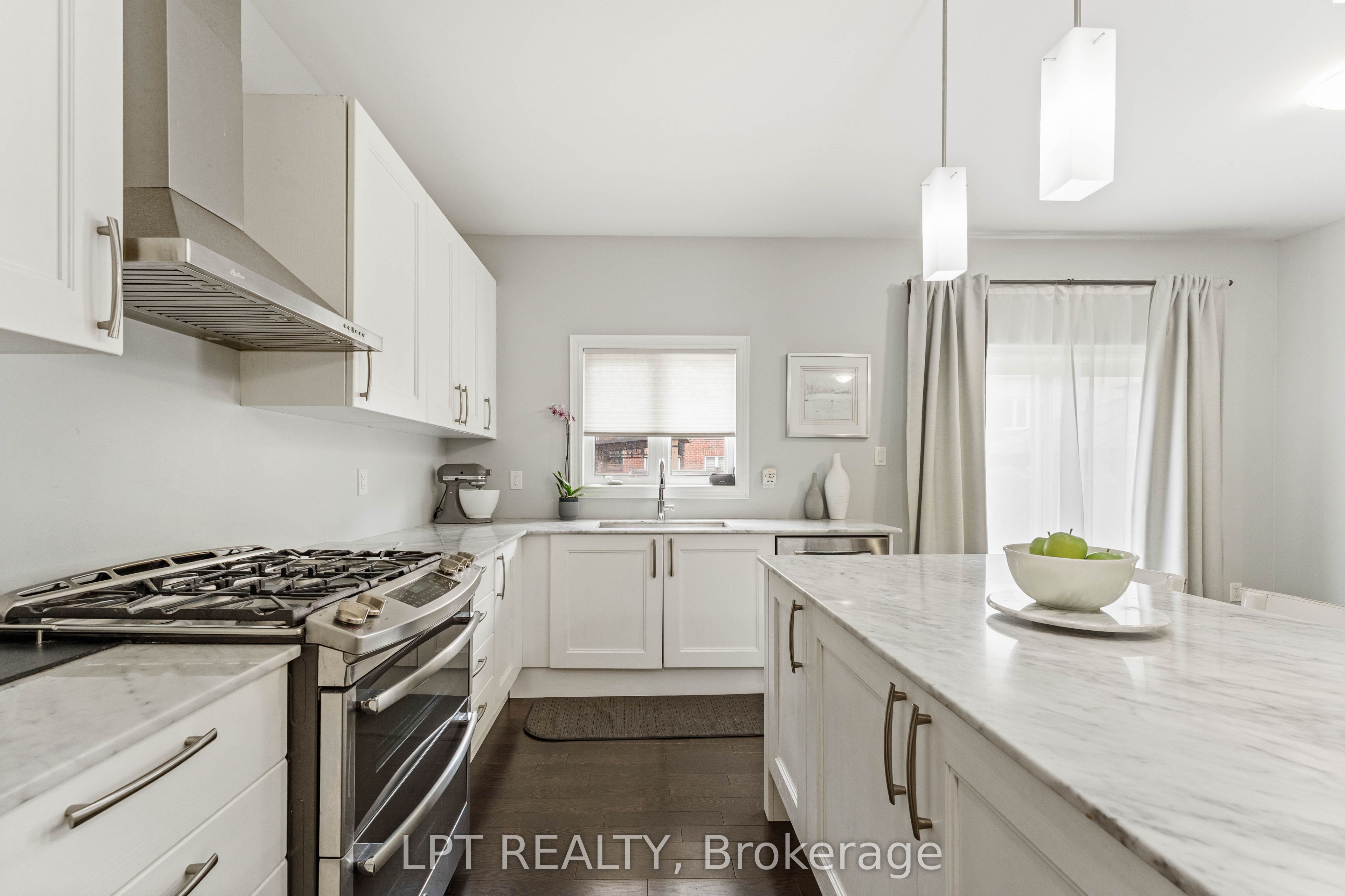 20 Manor Forest Road Property Photo 16