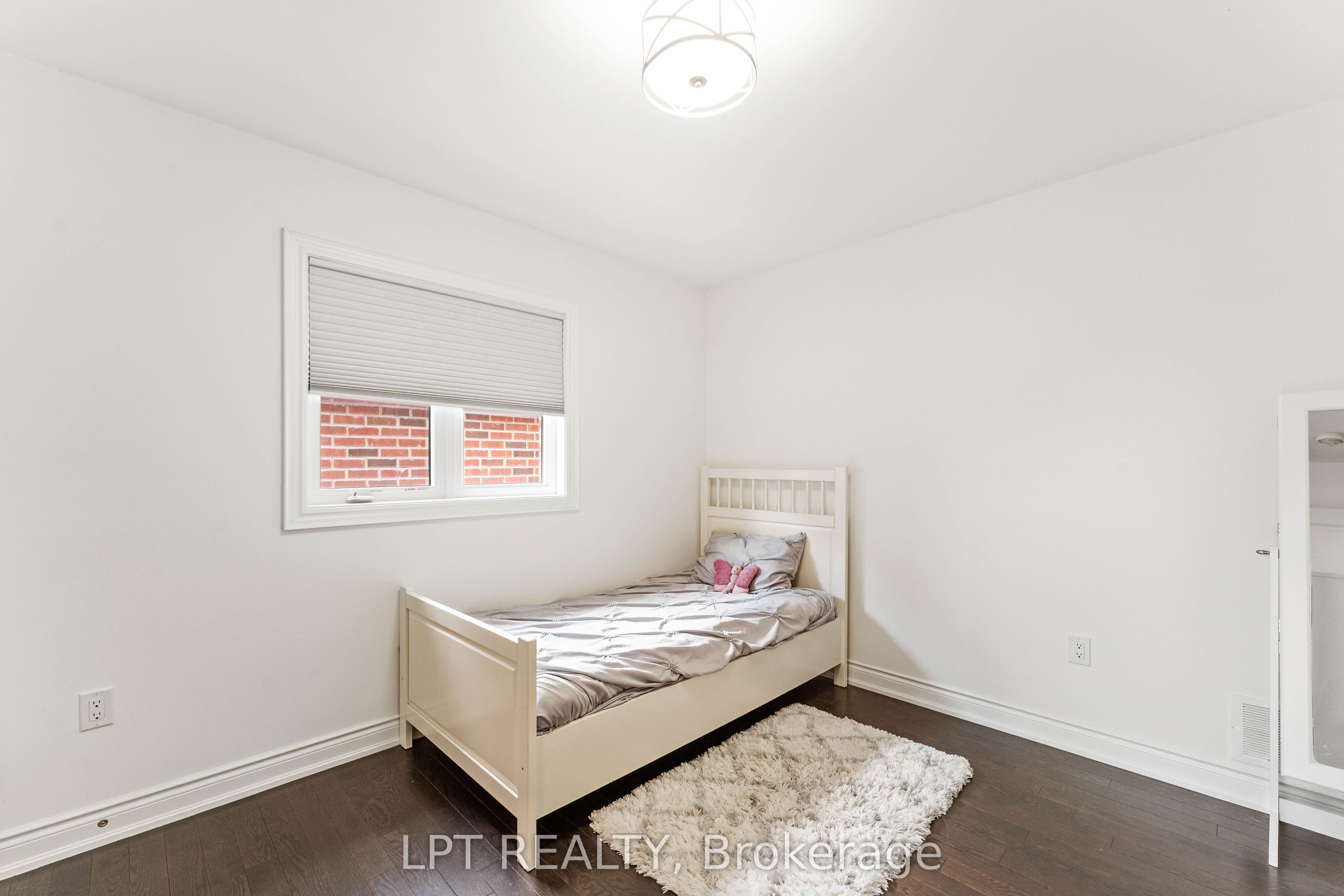 20 Manor Forest Road Property Photo 32