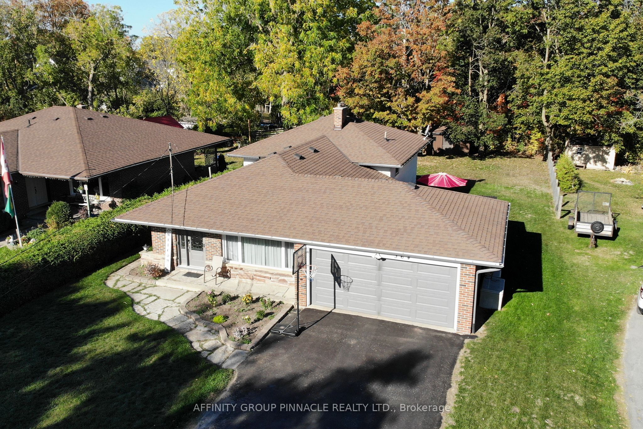 364 Riverdale Road Property Photo 5