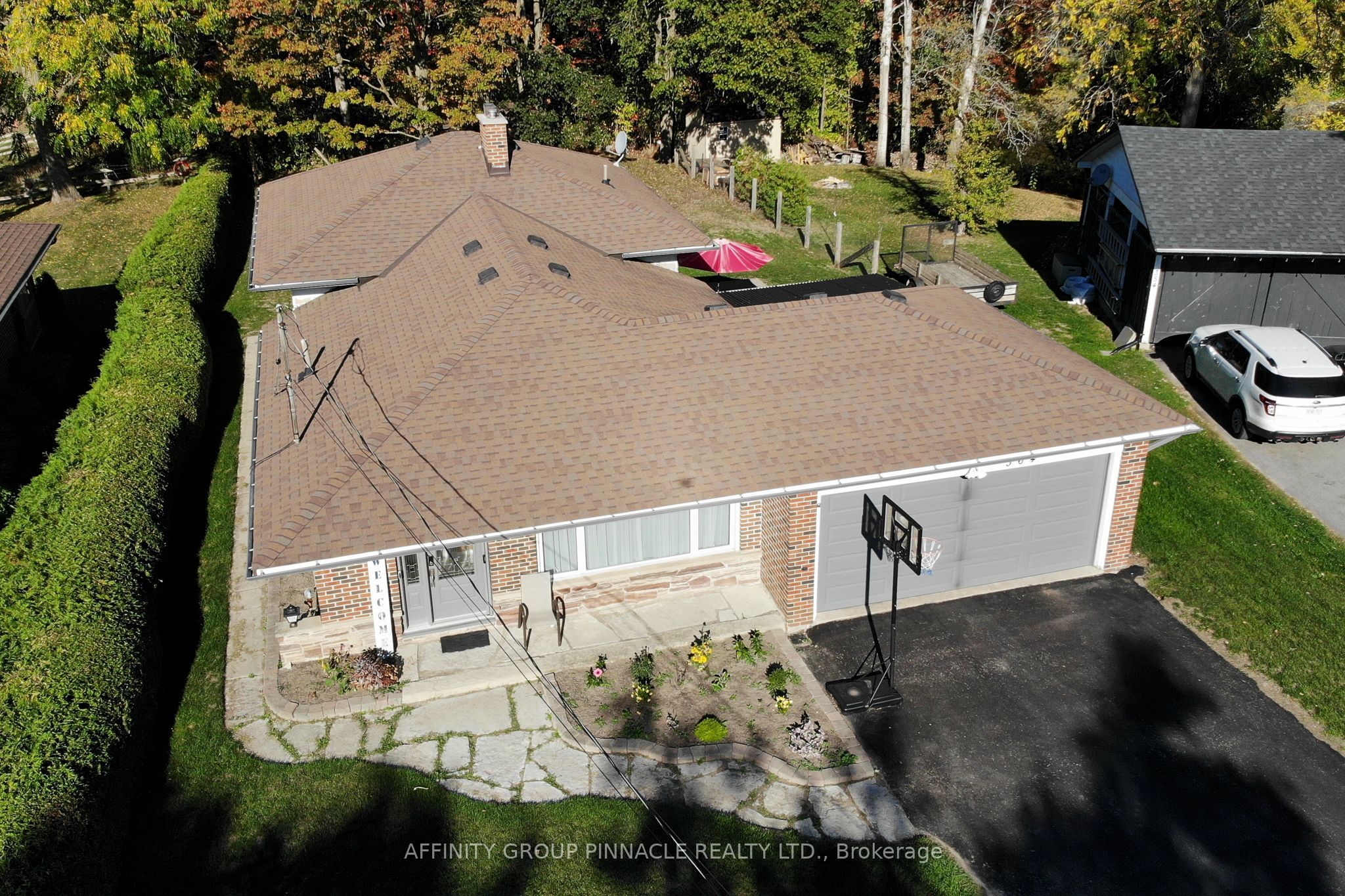 364 Riverdale Road Property Photo 6