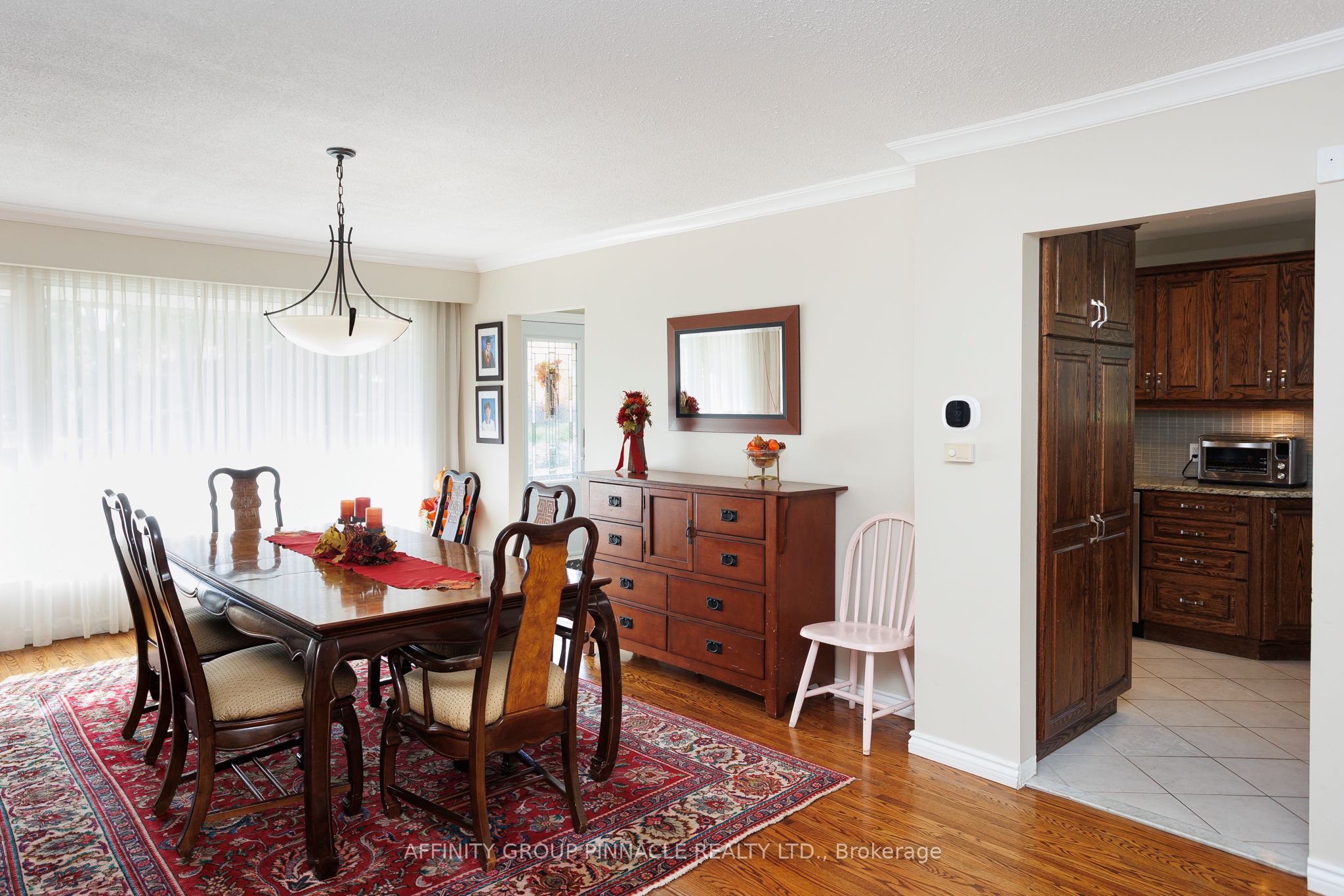 364 Riverdale Road Property Photo 12