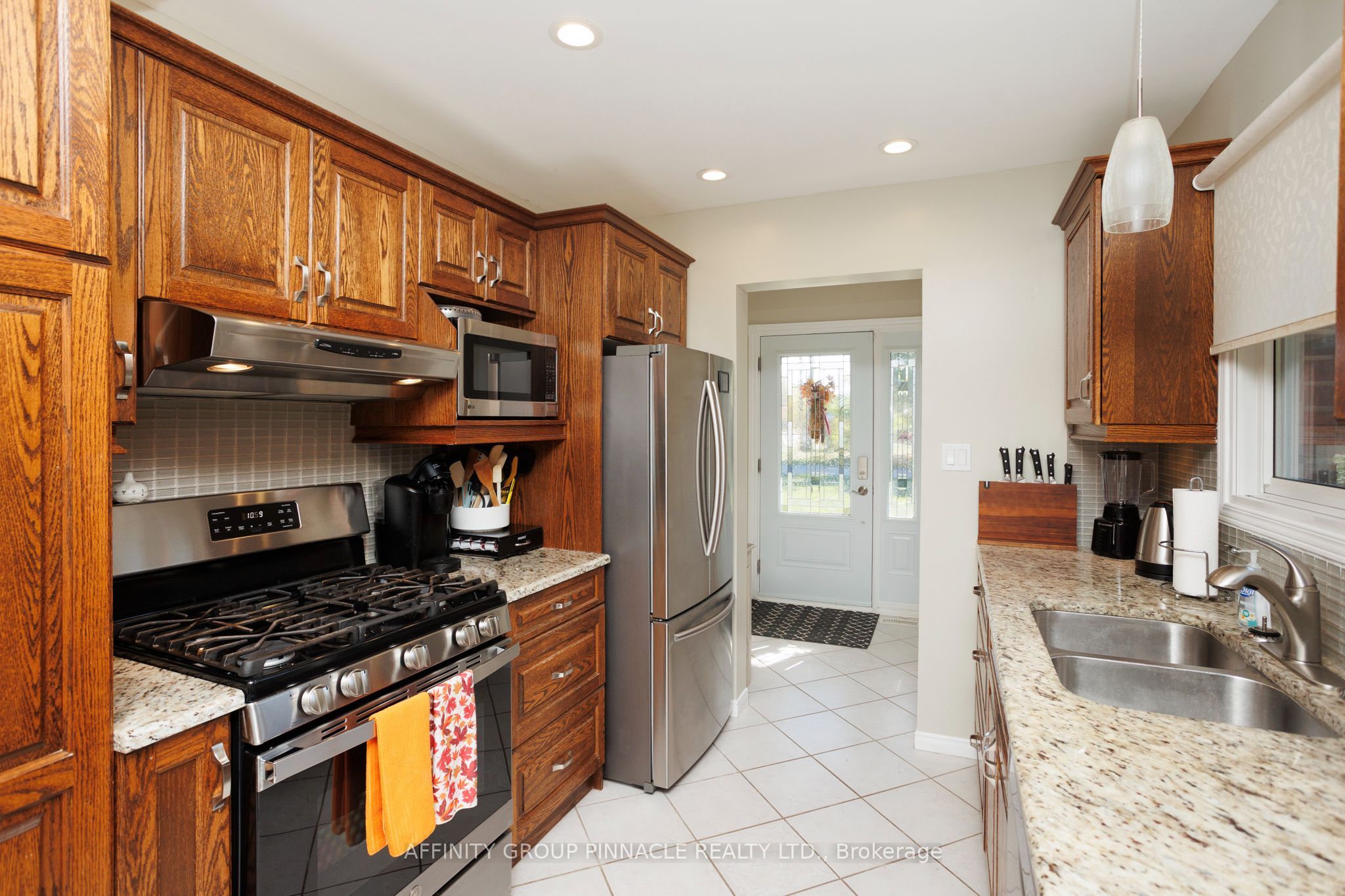 364 Riverdale Road Property Photo 19