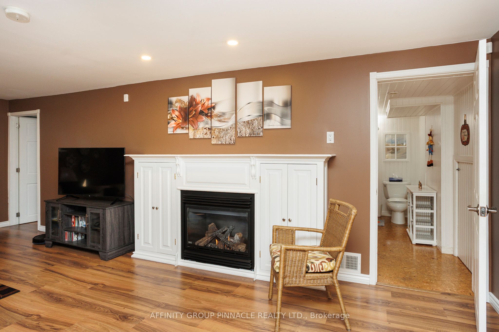 364 Riverdale Road Property Photo 31