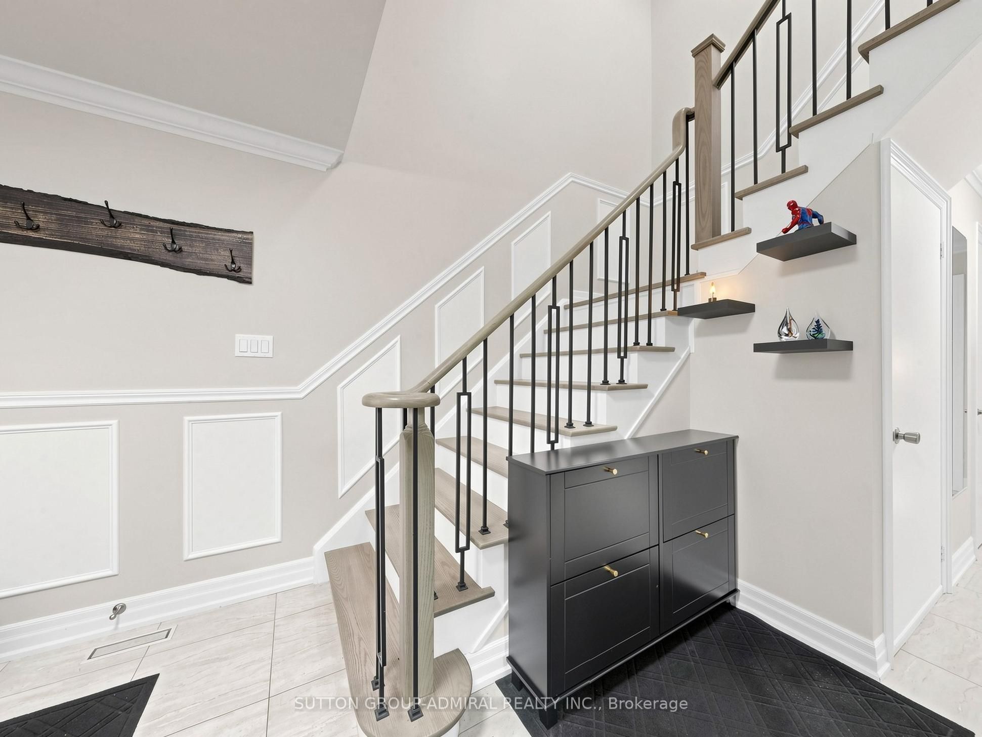 11 Checker Court Property Photo 4