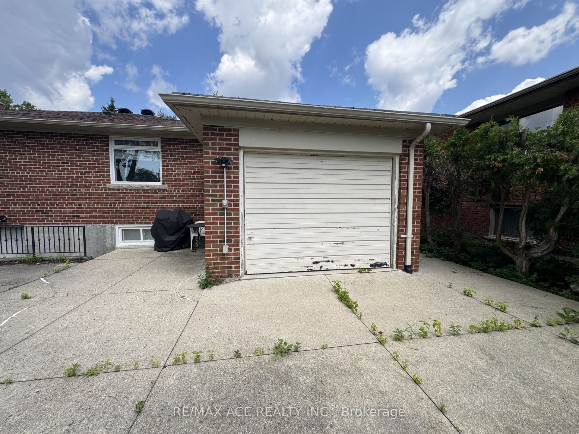39 Oak Avenue Property Photo 6