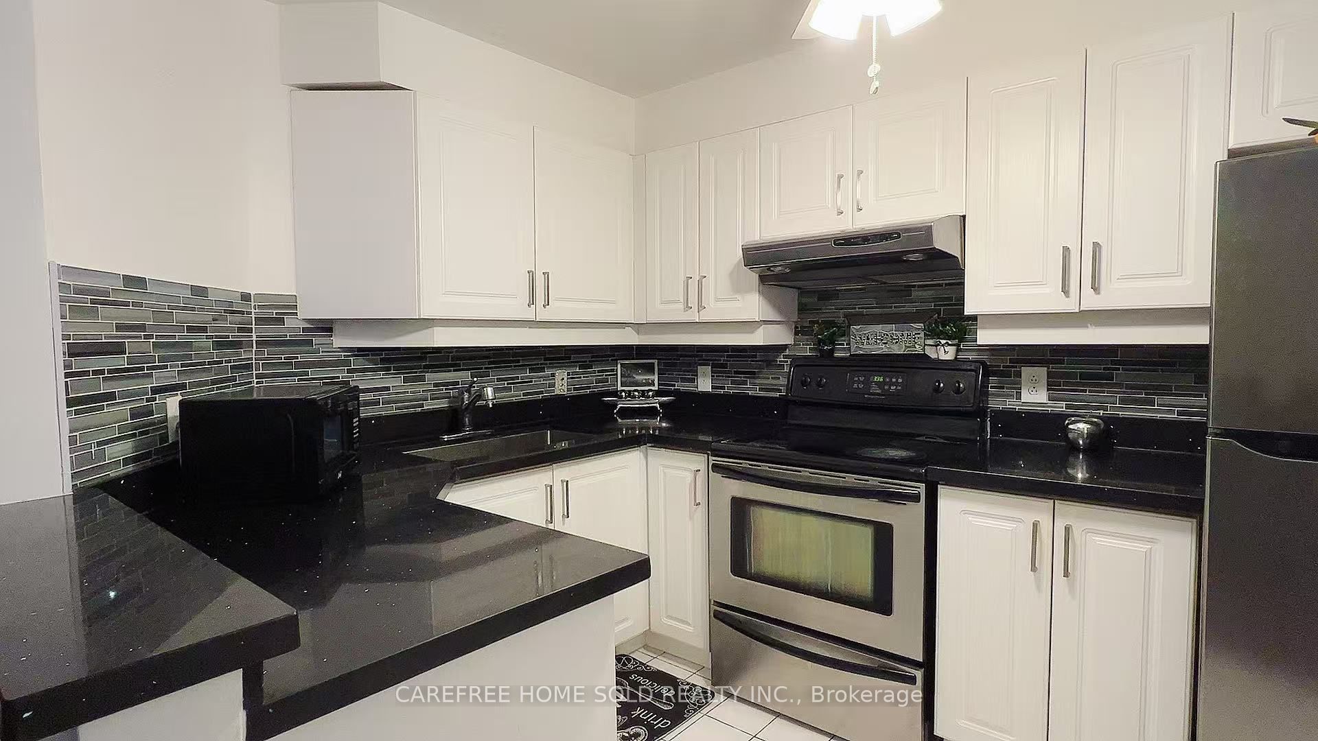 151 Townsgate Drive 8 Property Photo 7