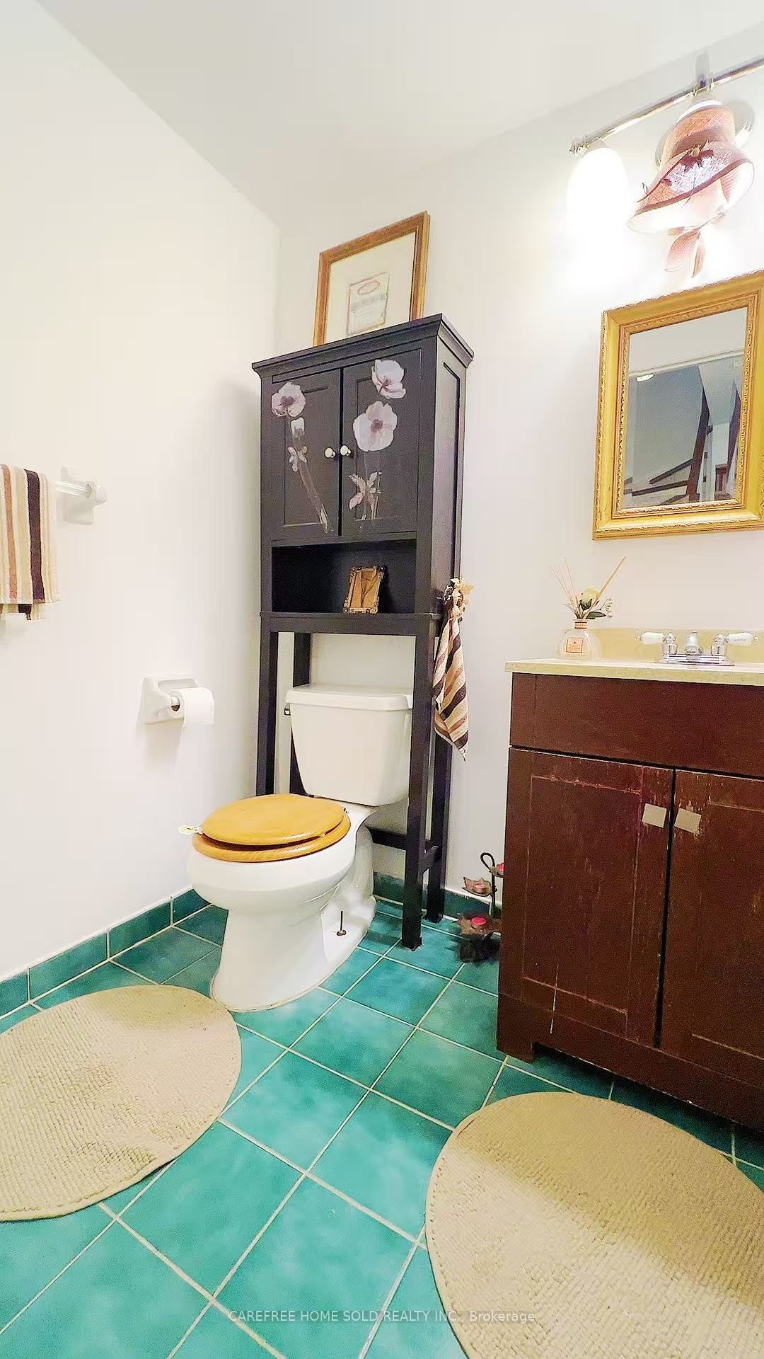 151 Townsgate Drive 8 Property Photo 21
