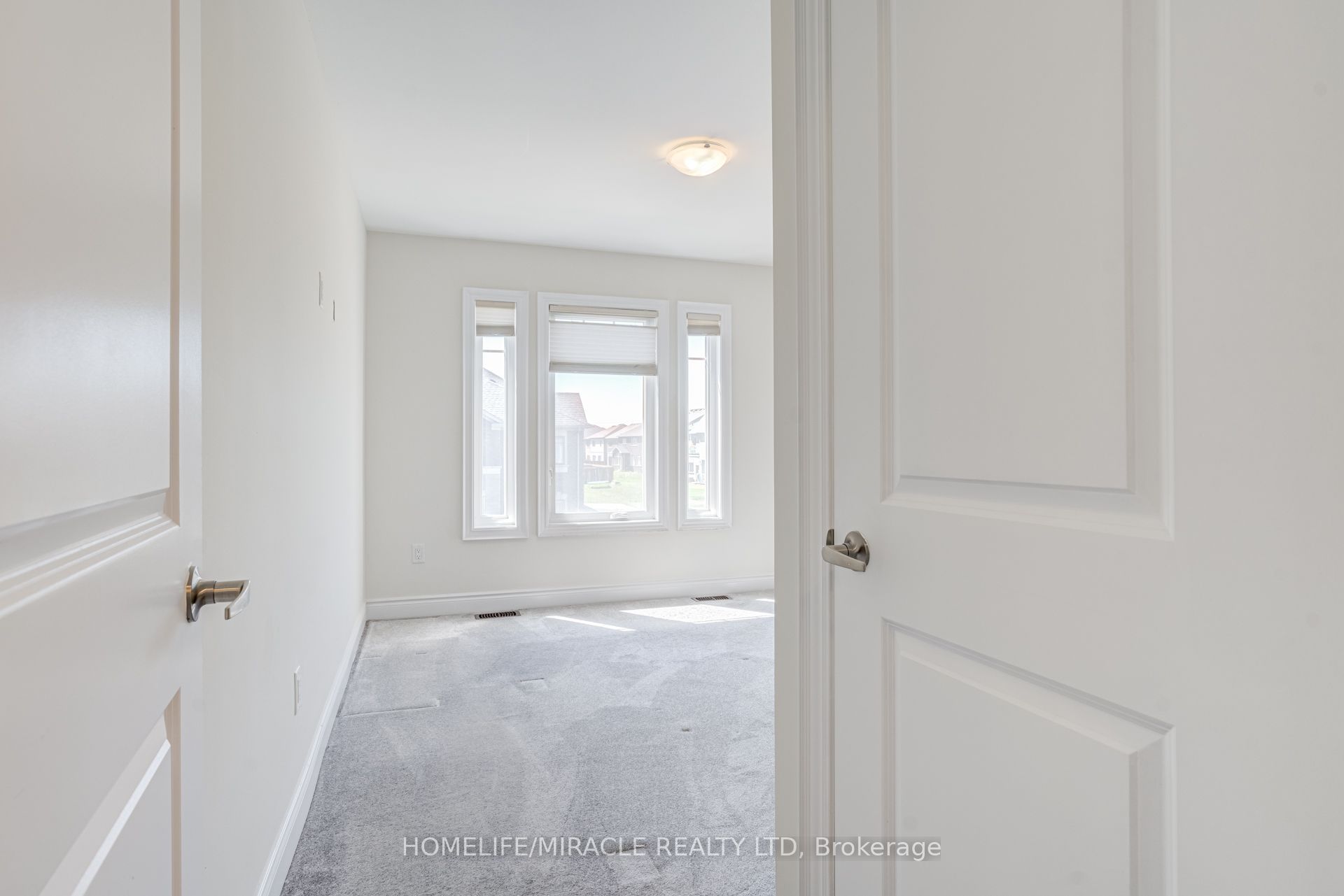 25 Lorne Thomas Place Property Photo 27