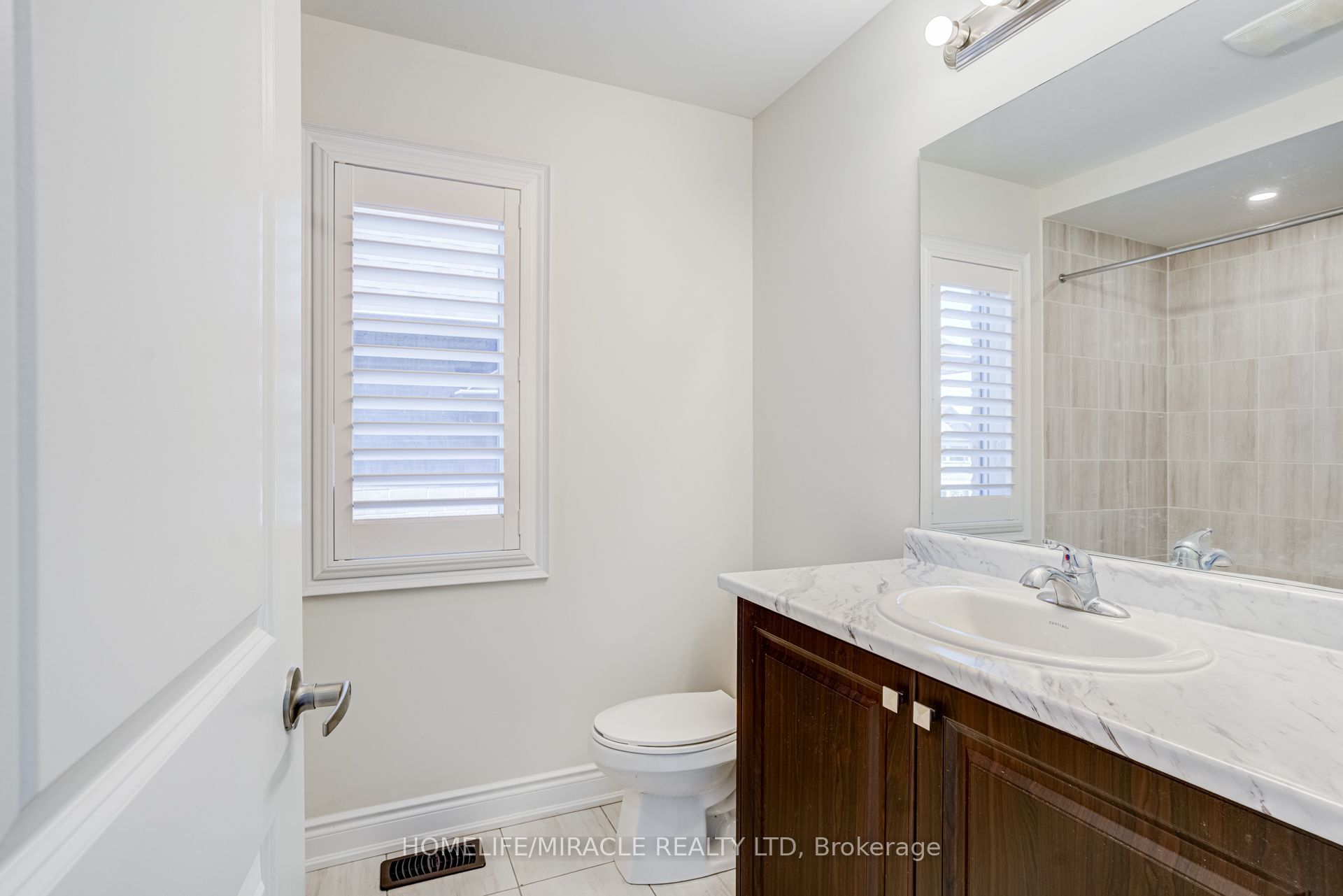 25 Lorne Thomas Place Property Photo 34