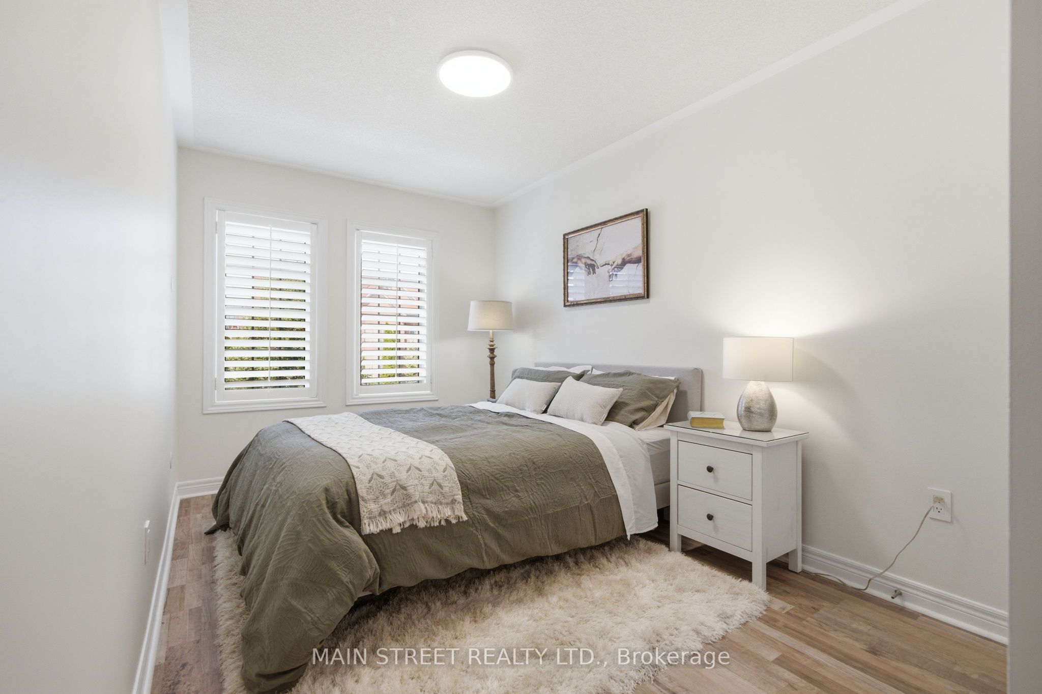 90 Four Seasons Crescent Property Photo 17