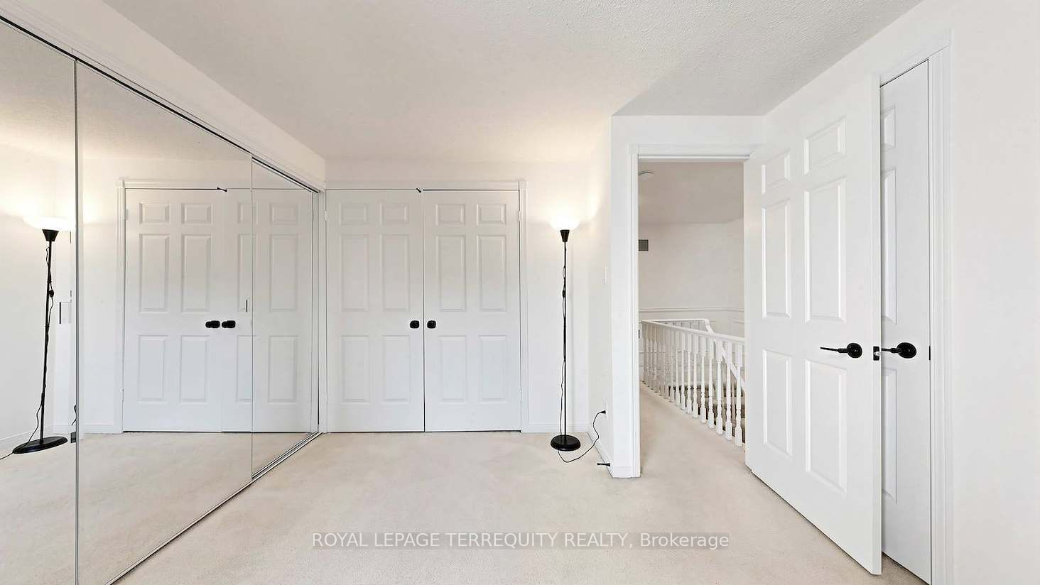 95 Confederation Way #64 Property Photo 23