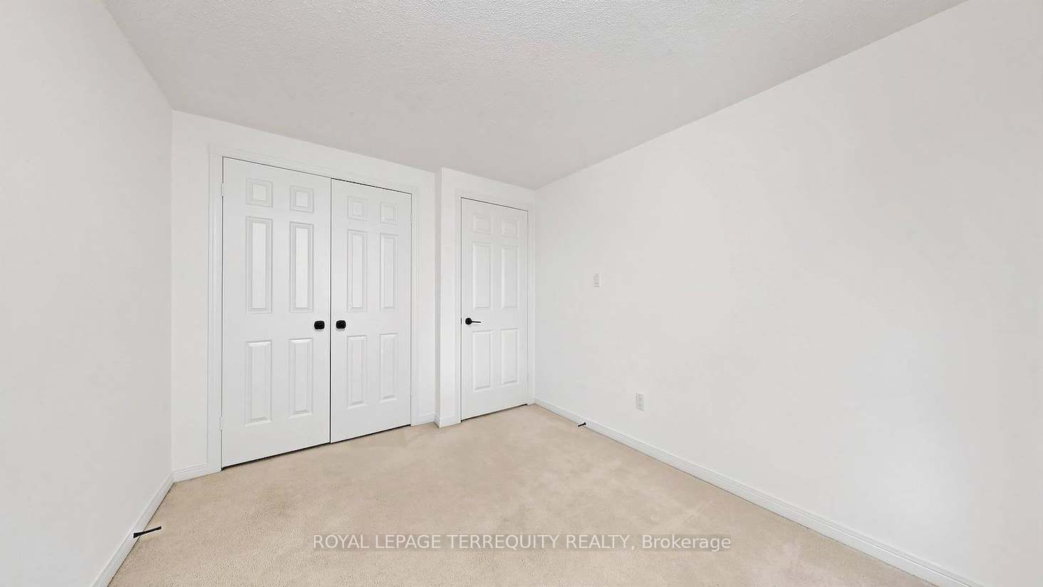 95 Confederation Way #64 Property Photo 32