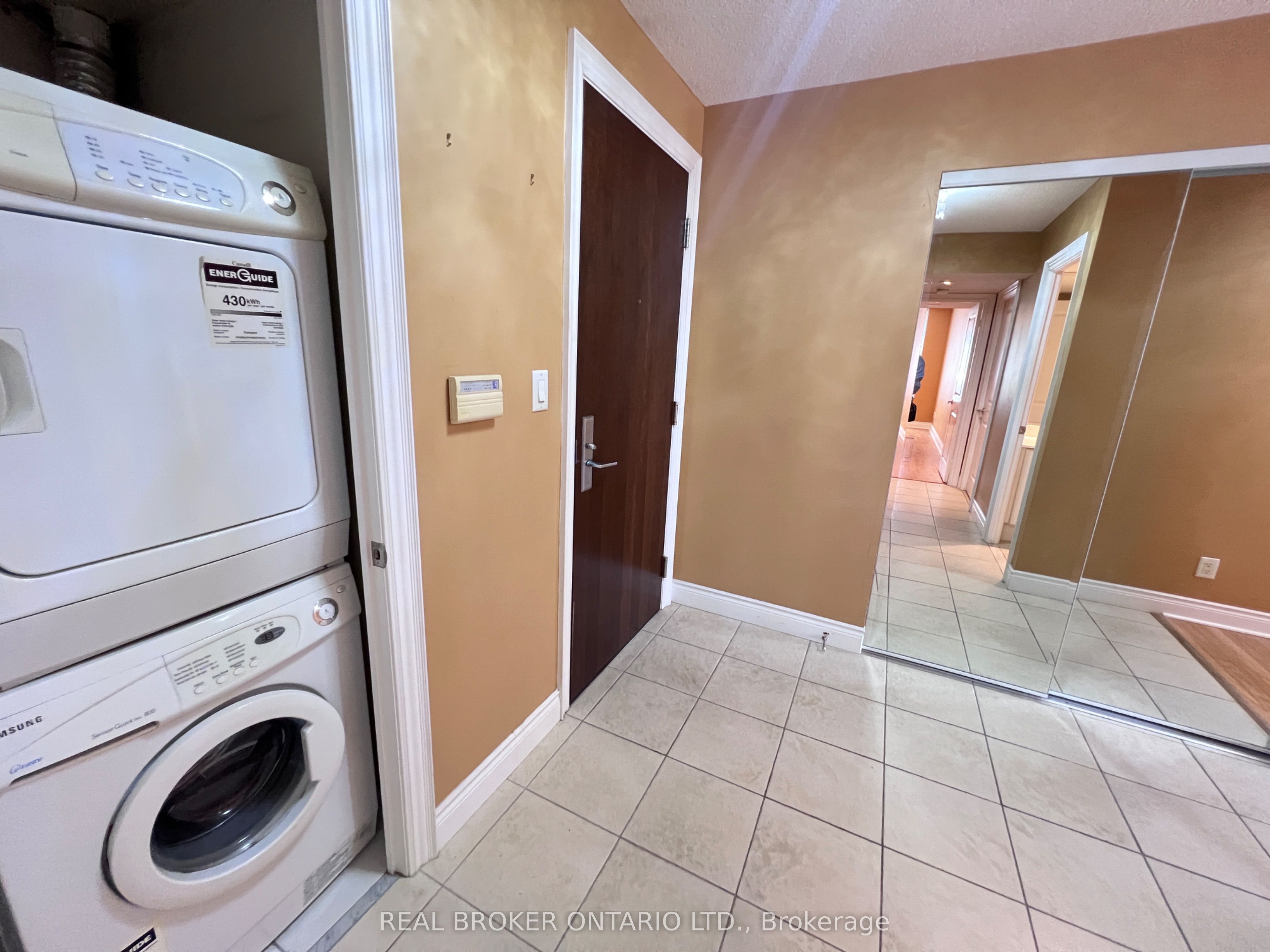 88 Times Avenue 310 Property Photo 6