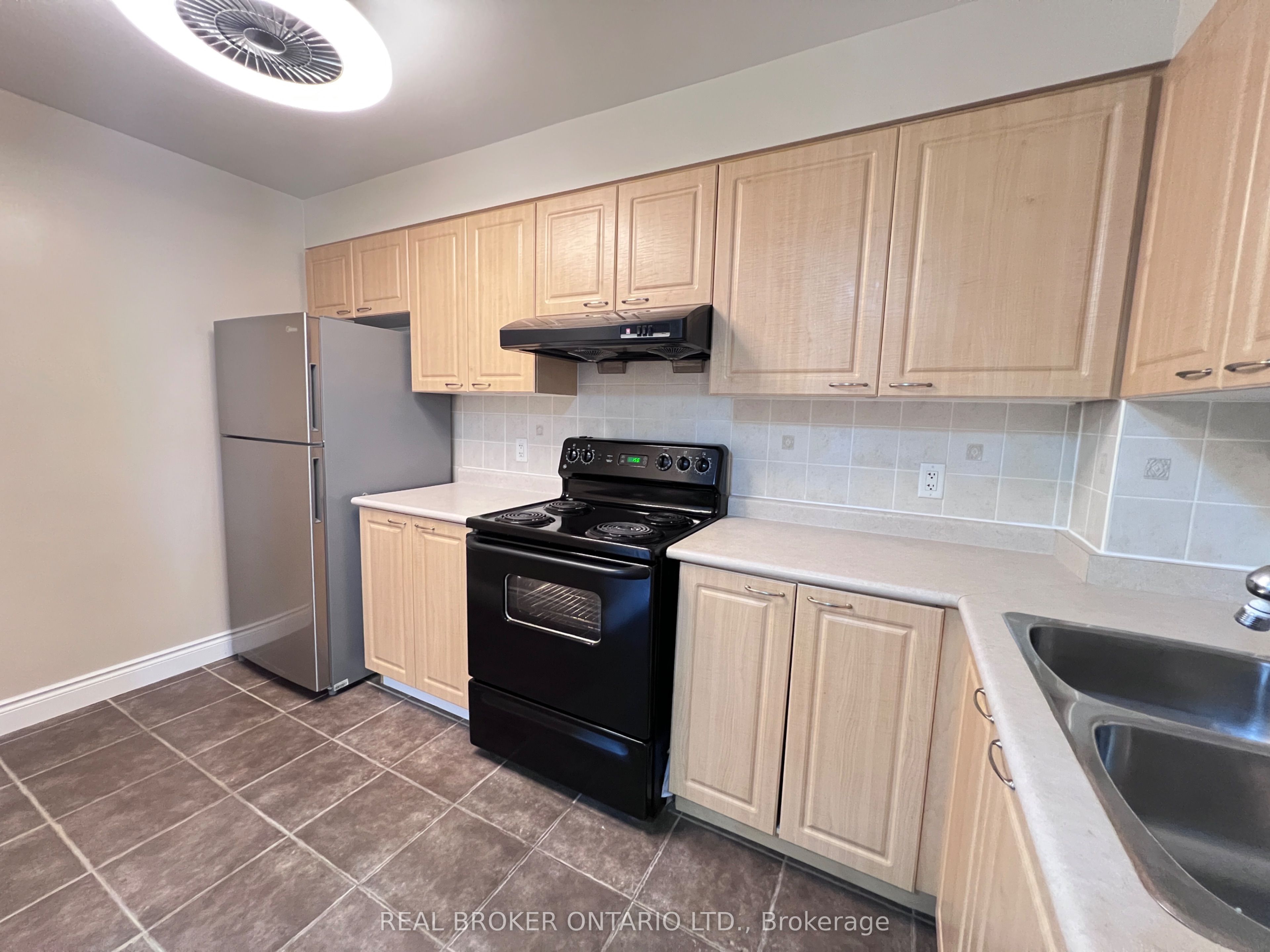 88 Times Avenue 310 Property Photo 7