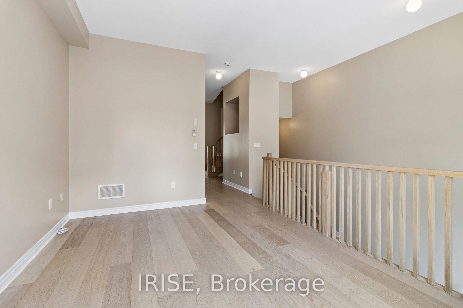 62 Laskin Drive Property Photo 8