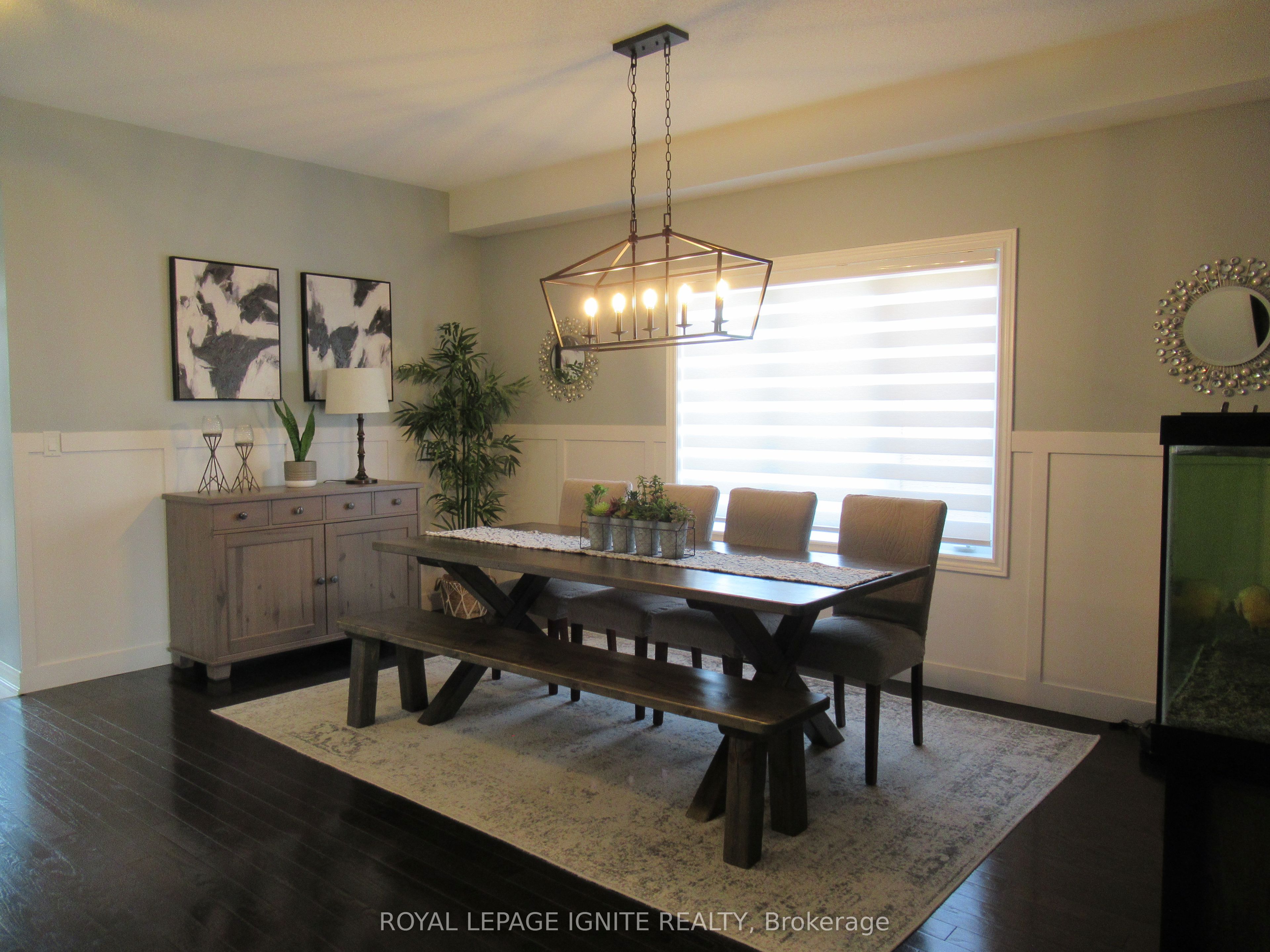 170 Gold Park Gate Property Photo 4