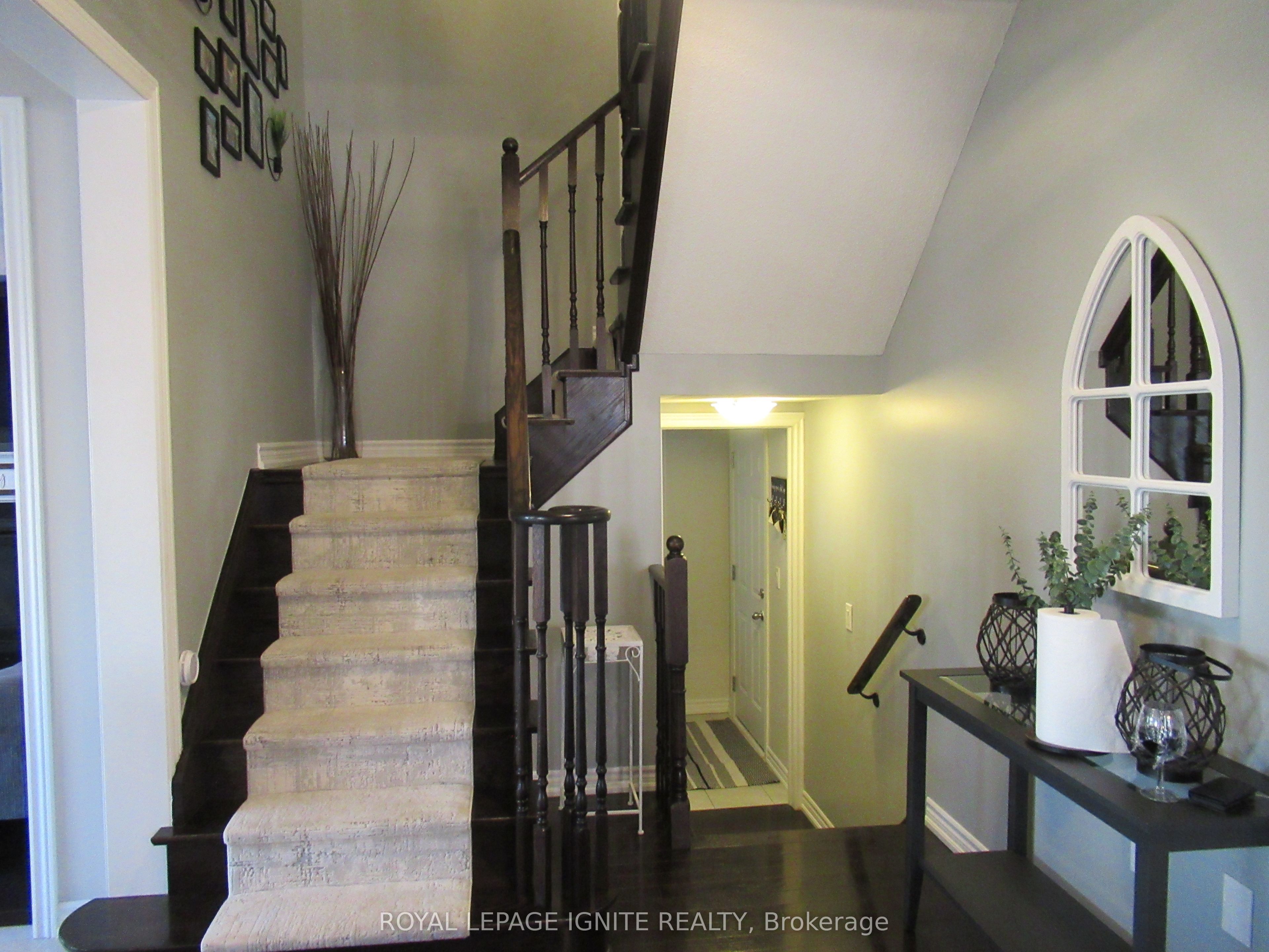 170 Gold Park Gate Property Photo 9