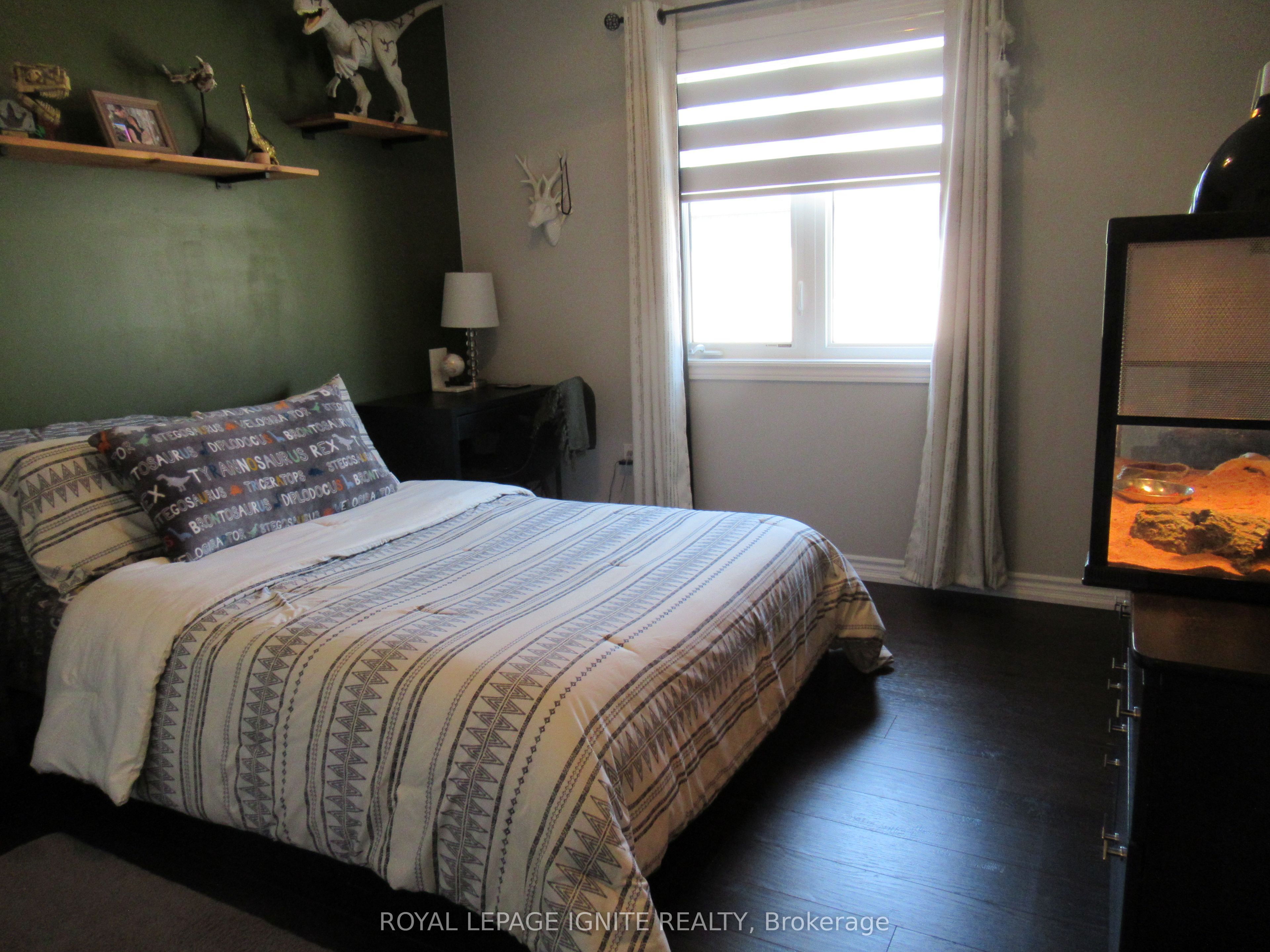 170 Gold Park Gate Property Photo 13