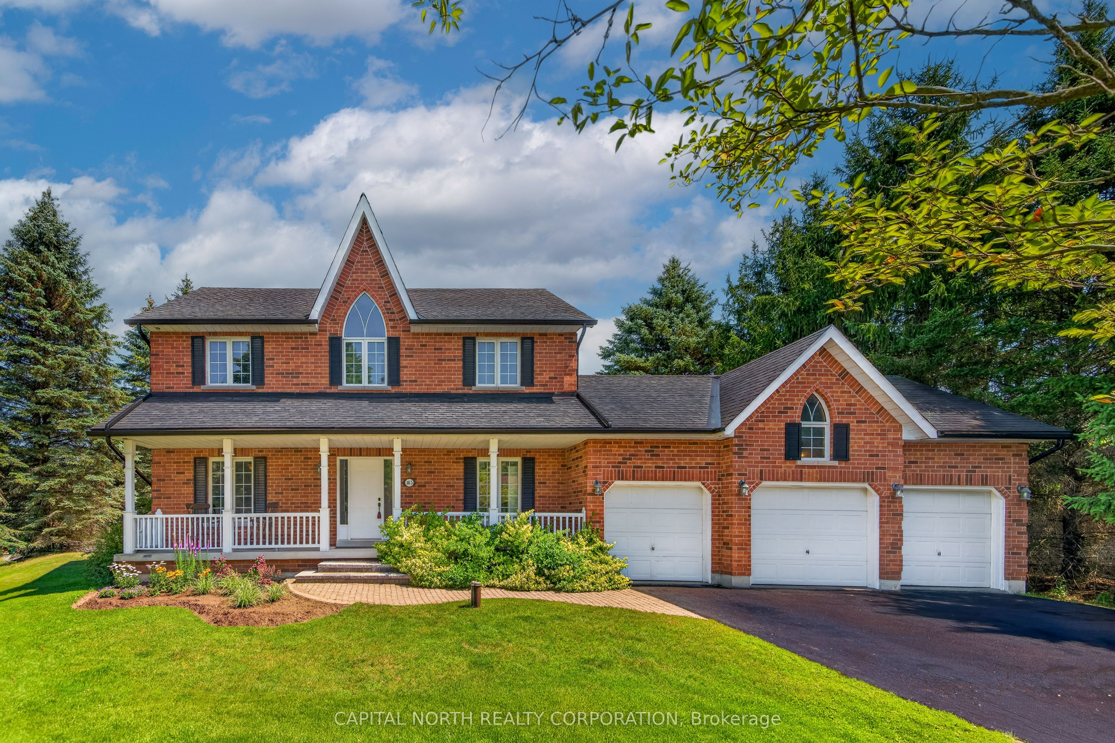 165 Edward Pottage Crescent