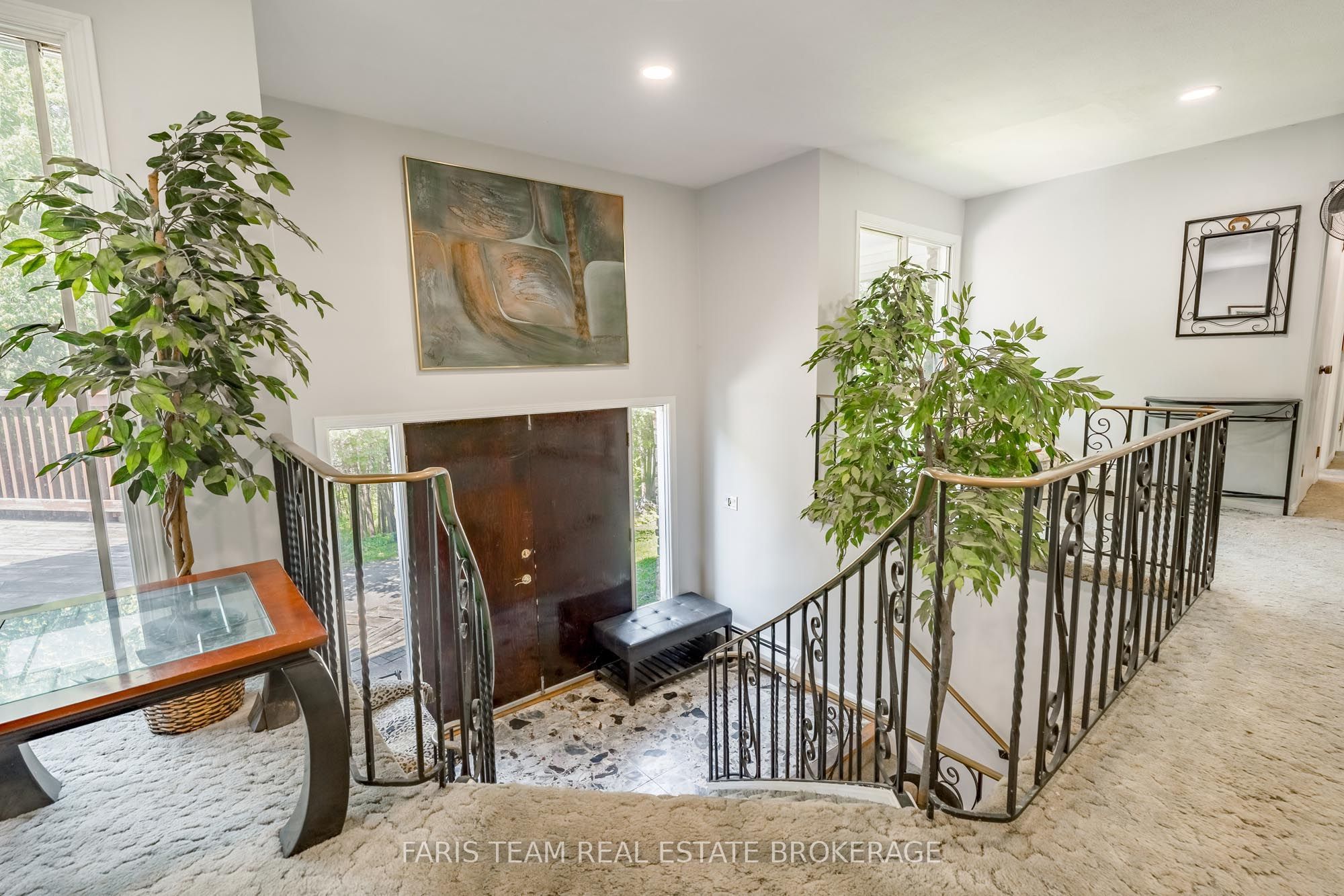 5809 10th Side Road Property Photo 6