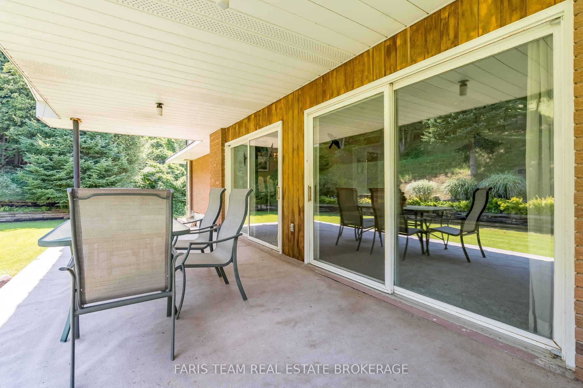 5809 10th Side Road Property Photo 29