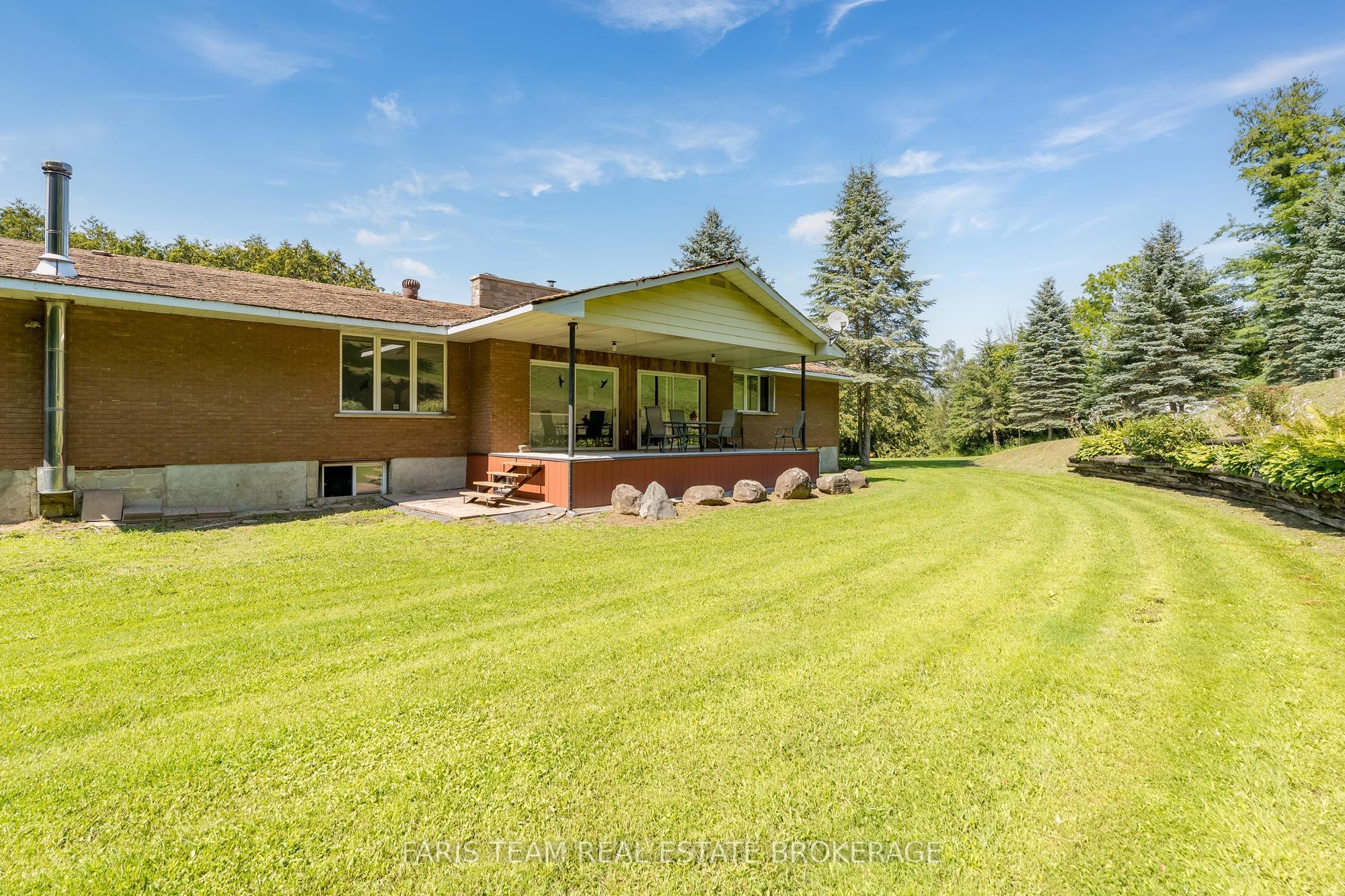 5809 10th Side Road Property Photo 31