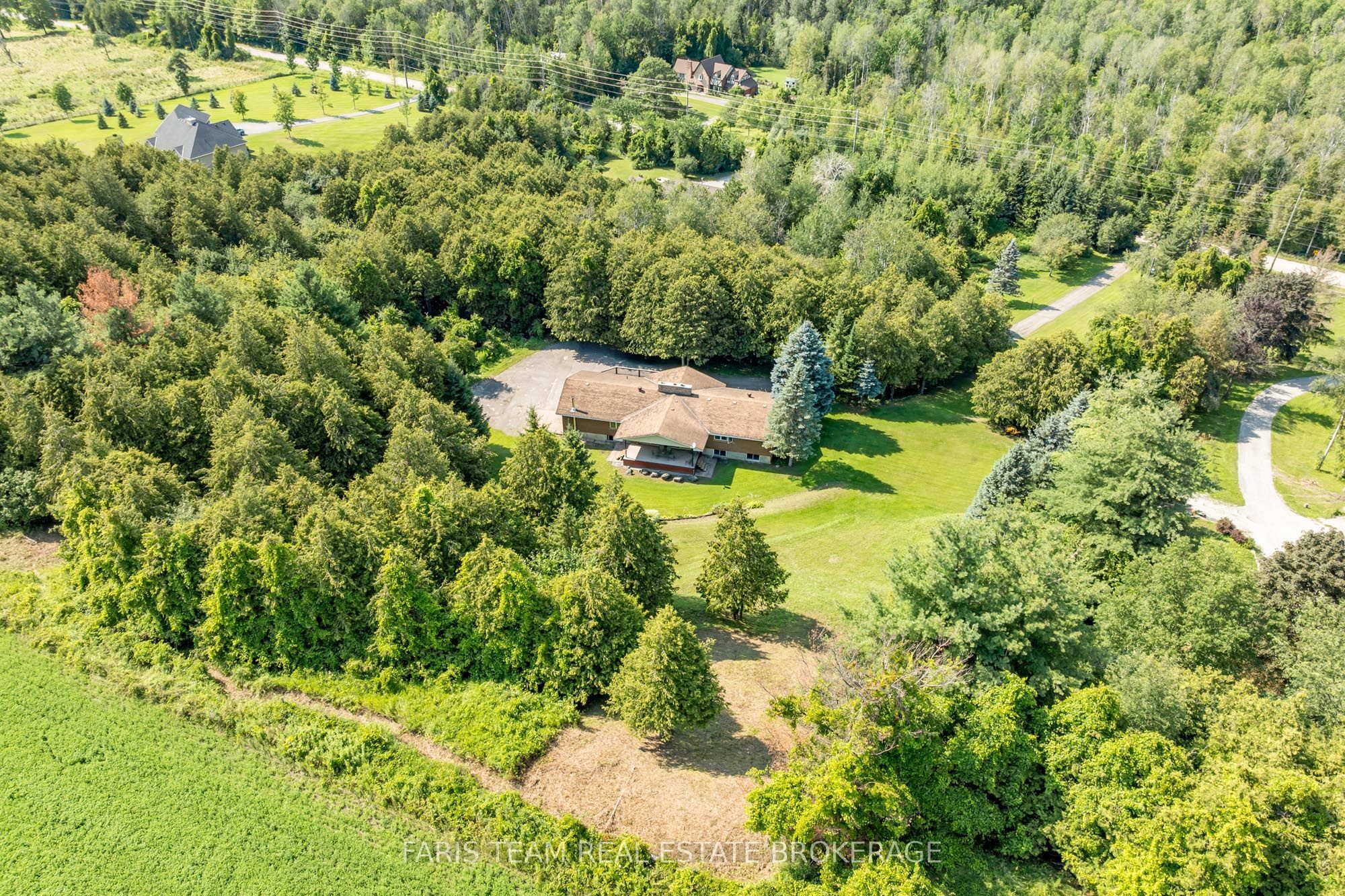 5809 10th Side Road Property Photo 35