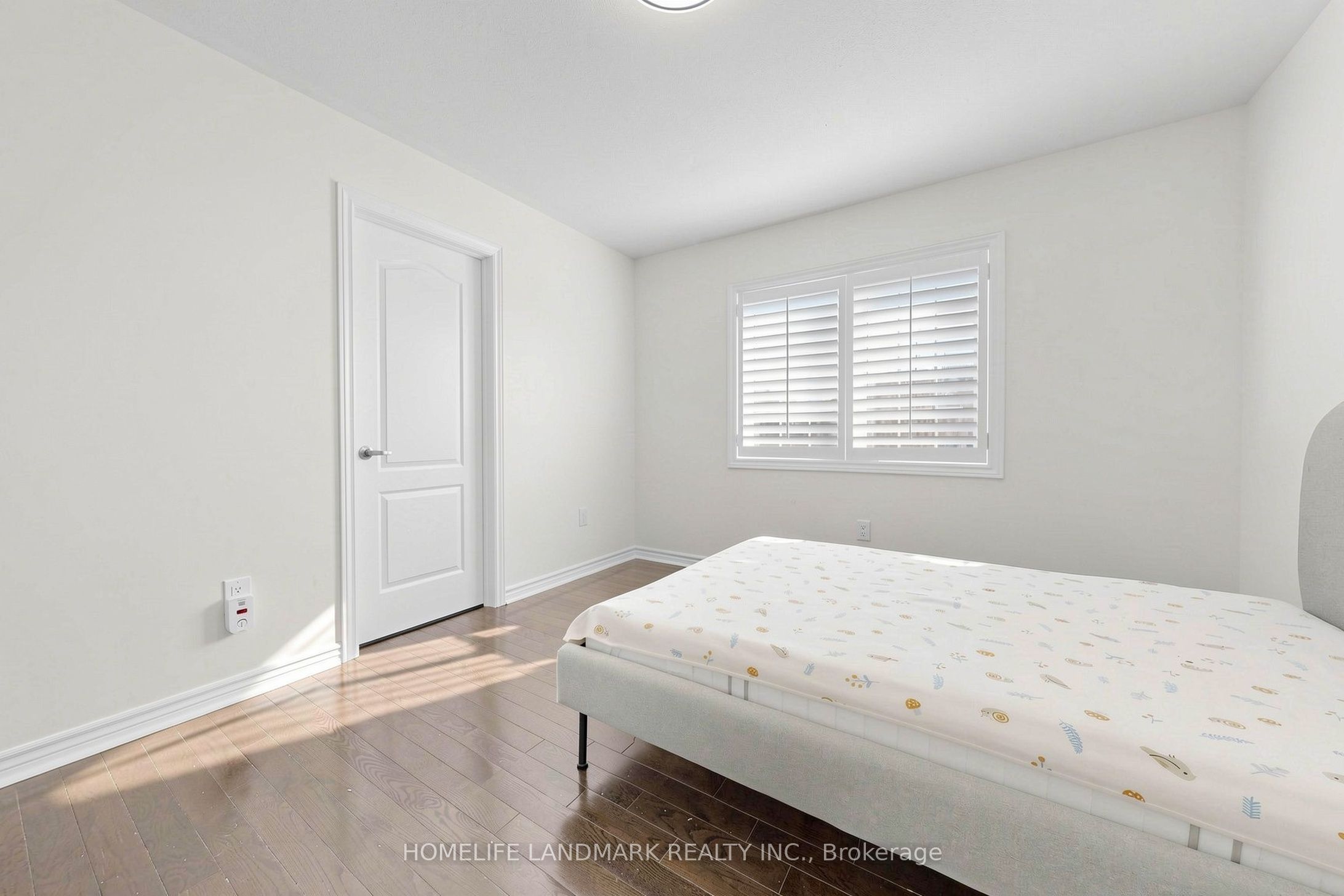 4 Merton Street Property Photo 19