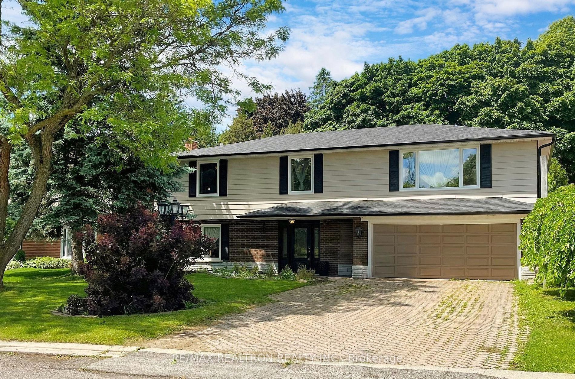 95 Beswick Drive Property Photo 1
