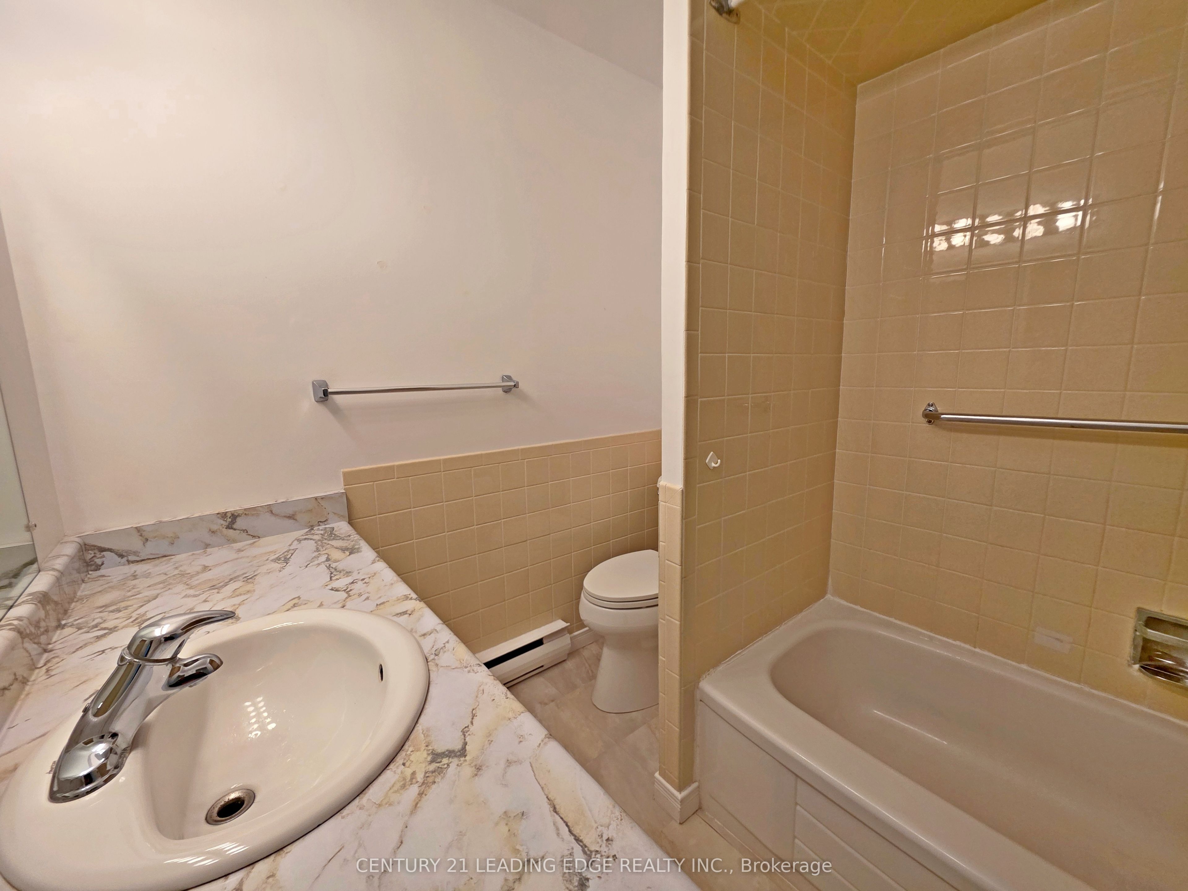 433 May Street 6 Property Photo 26