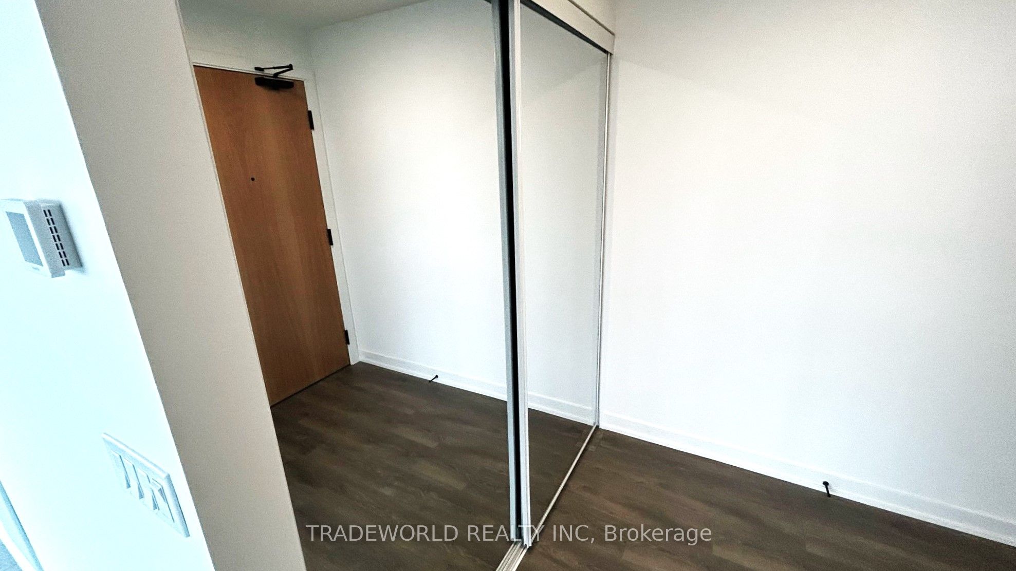 7950 Bathurst Street 1016 Property Photo 14