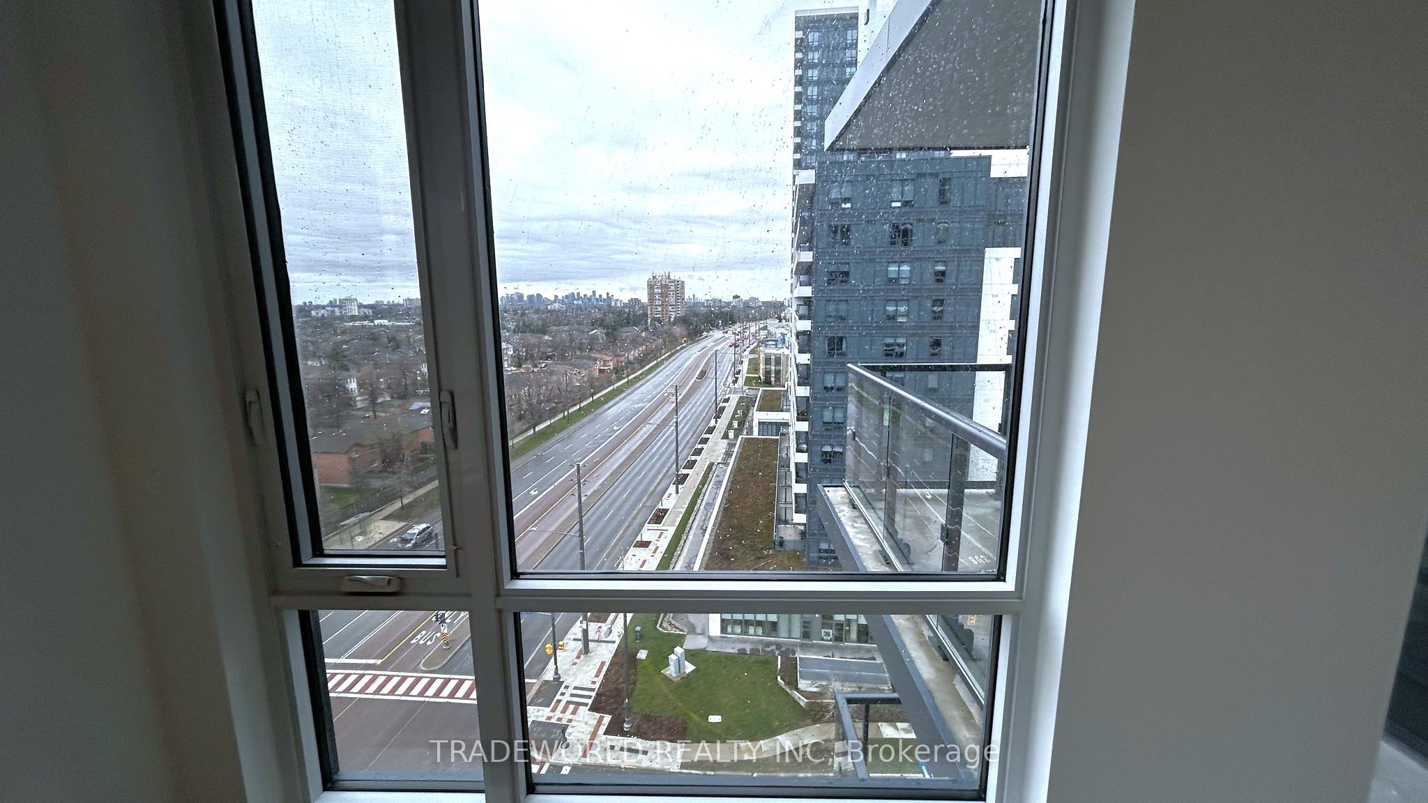 7950 Bathurst Street 1016 Property Photo 17