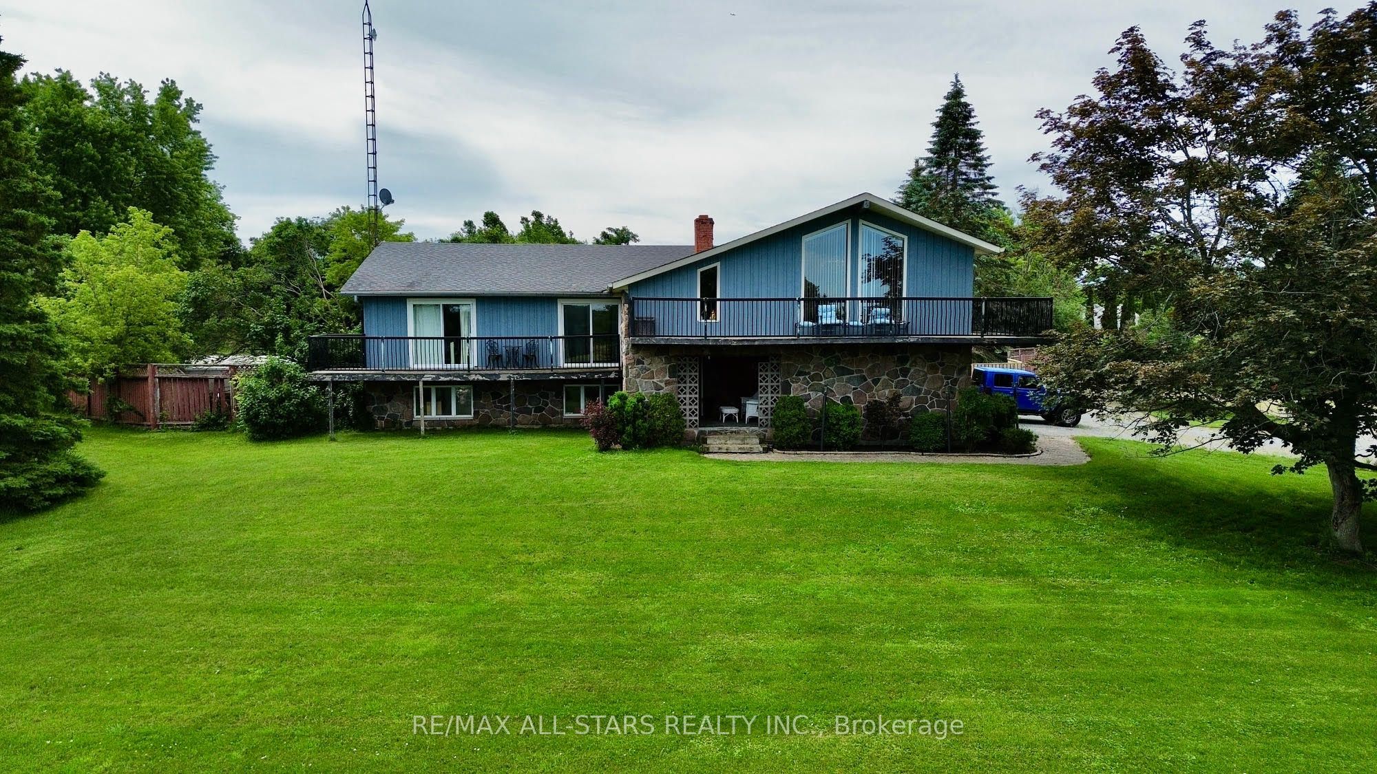1374 Regional Road 12 Road W Property Photo 2