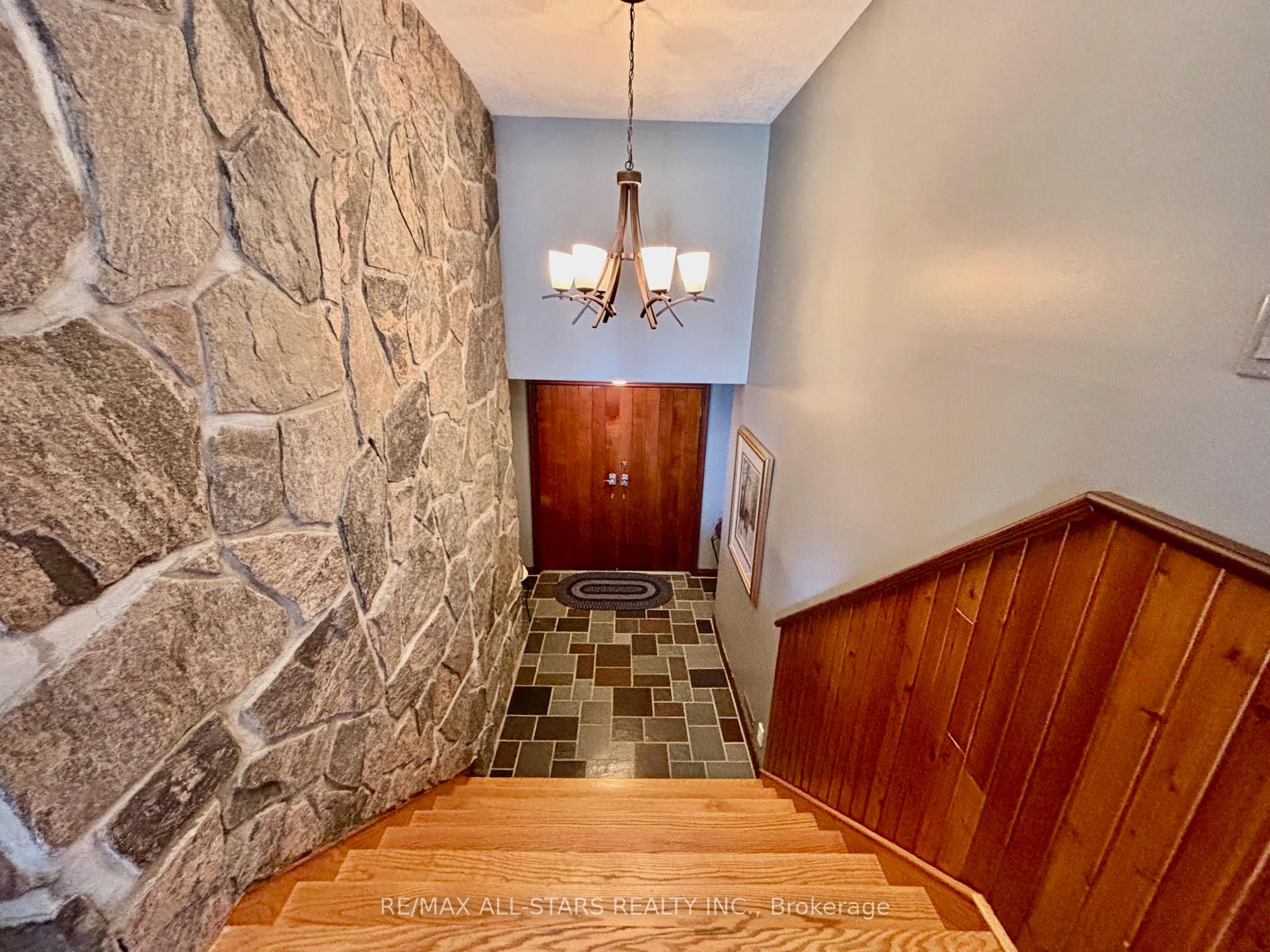 1374 Regional Road 12 Road W Property Photo 6
