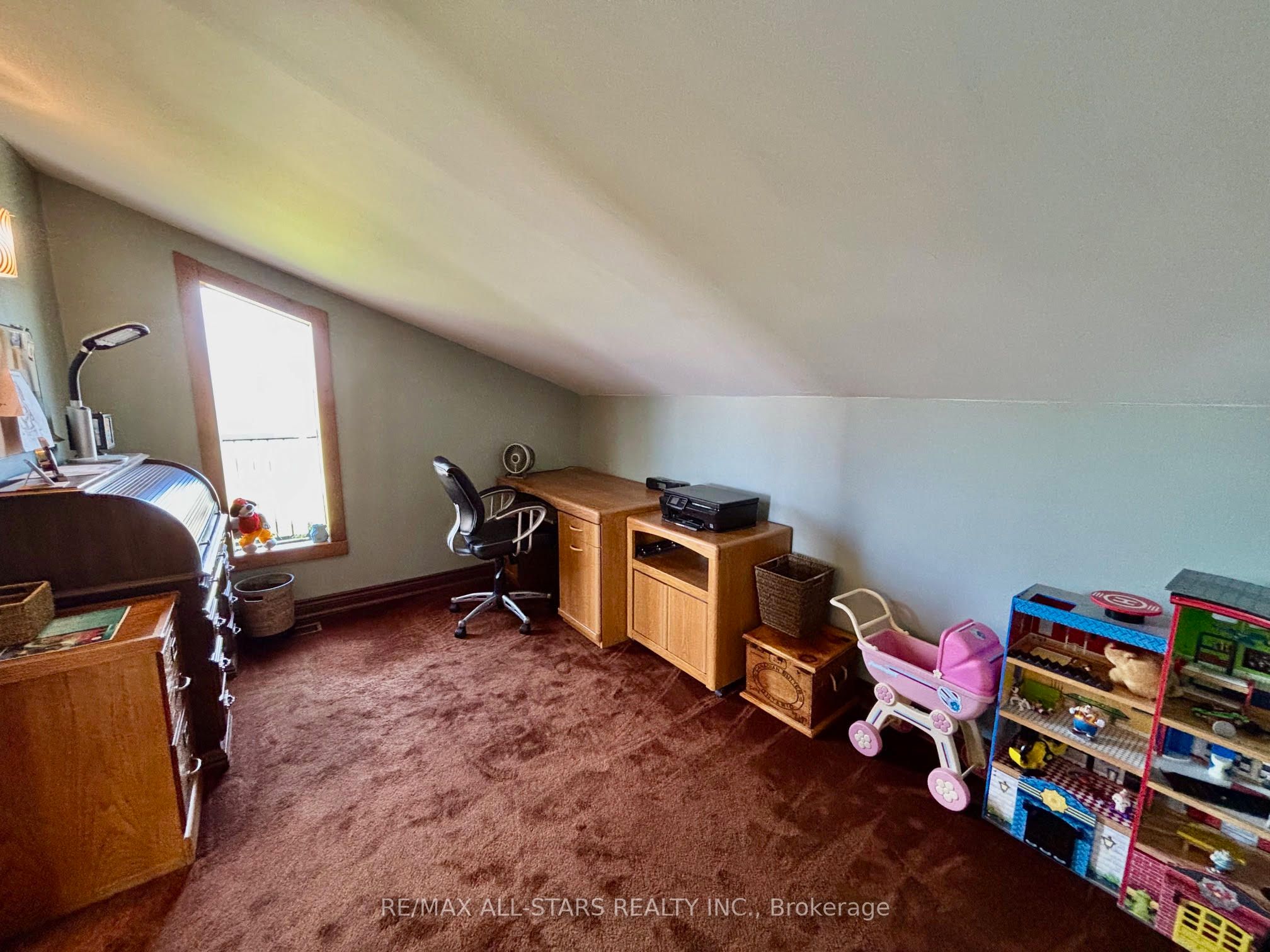 1374 Regional Road 12 Road W Property Photo 12