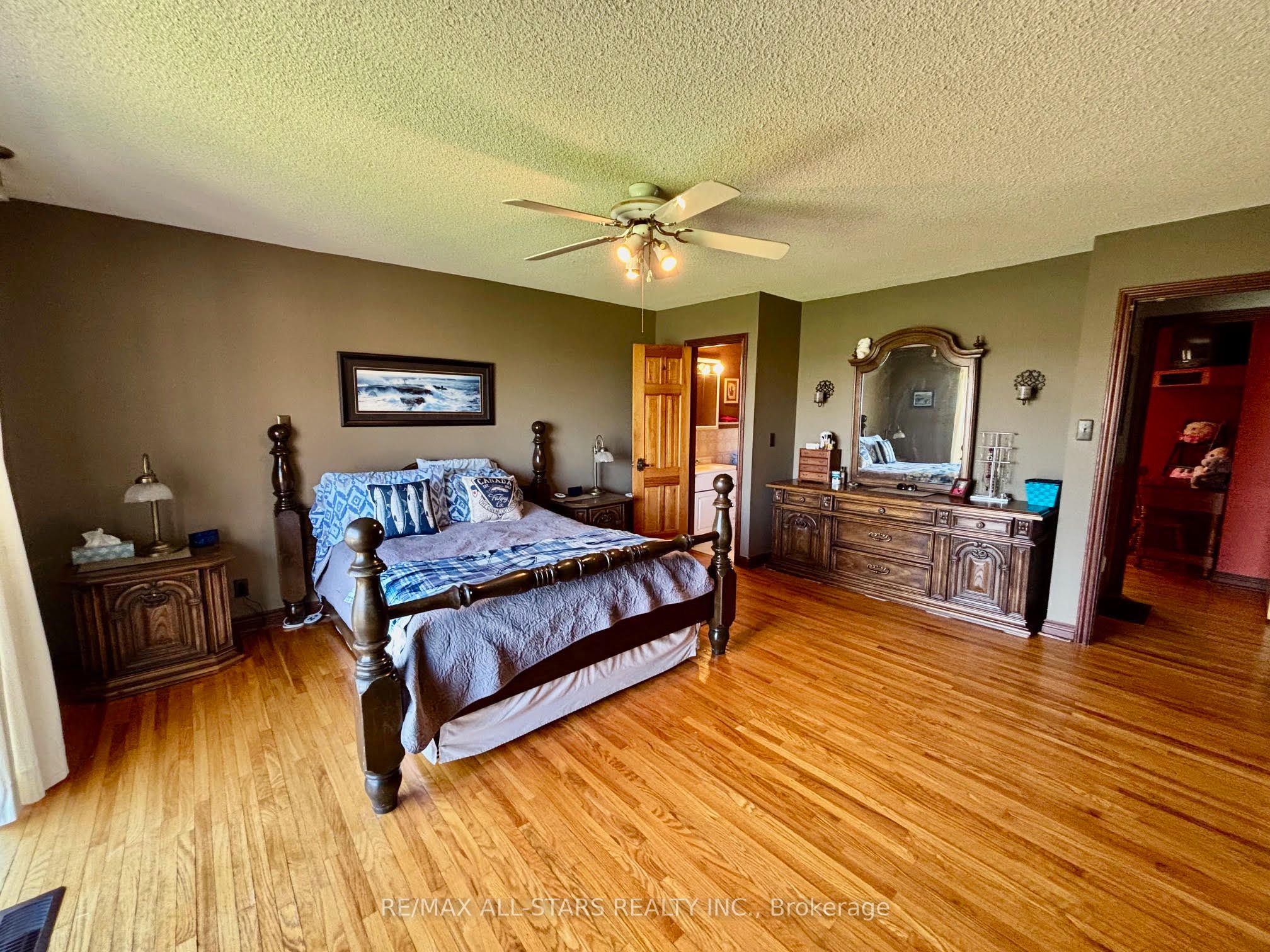 1374 Regional Road 12 Road W Property Photo 23