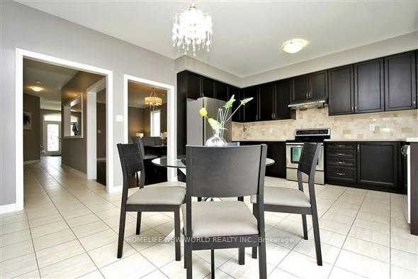 20 Pineforest Place Property Photo 5