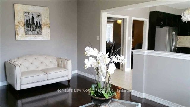 20 Pineforest Place Property Photo 7
